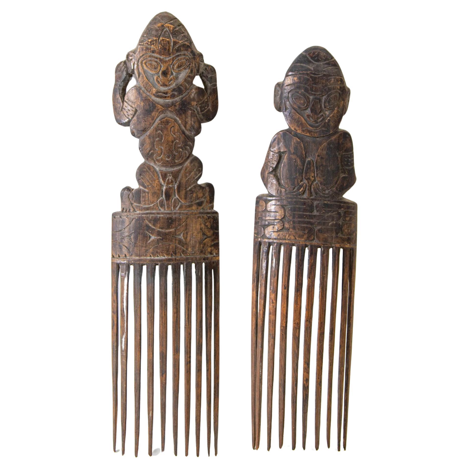 Two Fine Yaka Ornamental Figural Wood Combs Cisakulo West Africa For Sale