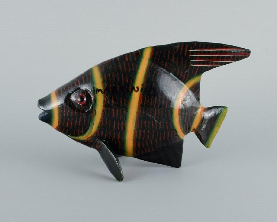 Fish in wood.
Hand-painted.
France, Mid-20th century.
In good condition with minor signs of use.
Largest: L 21.0 x H 12.0 cm.