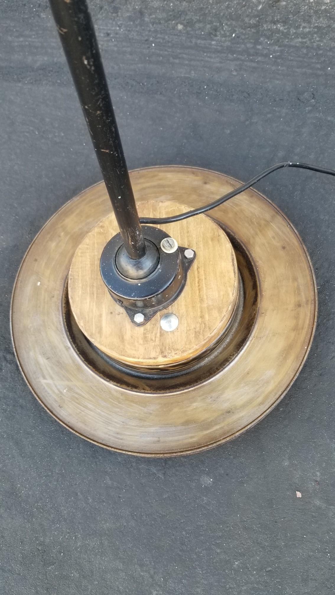 Dos lámparas de pie de Gimo Fero Metal en venta