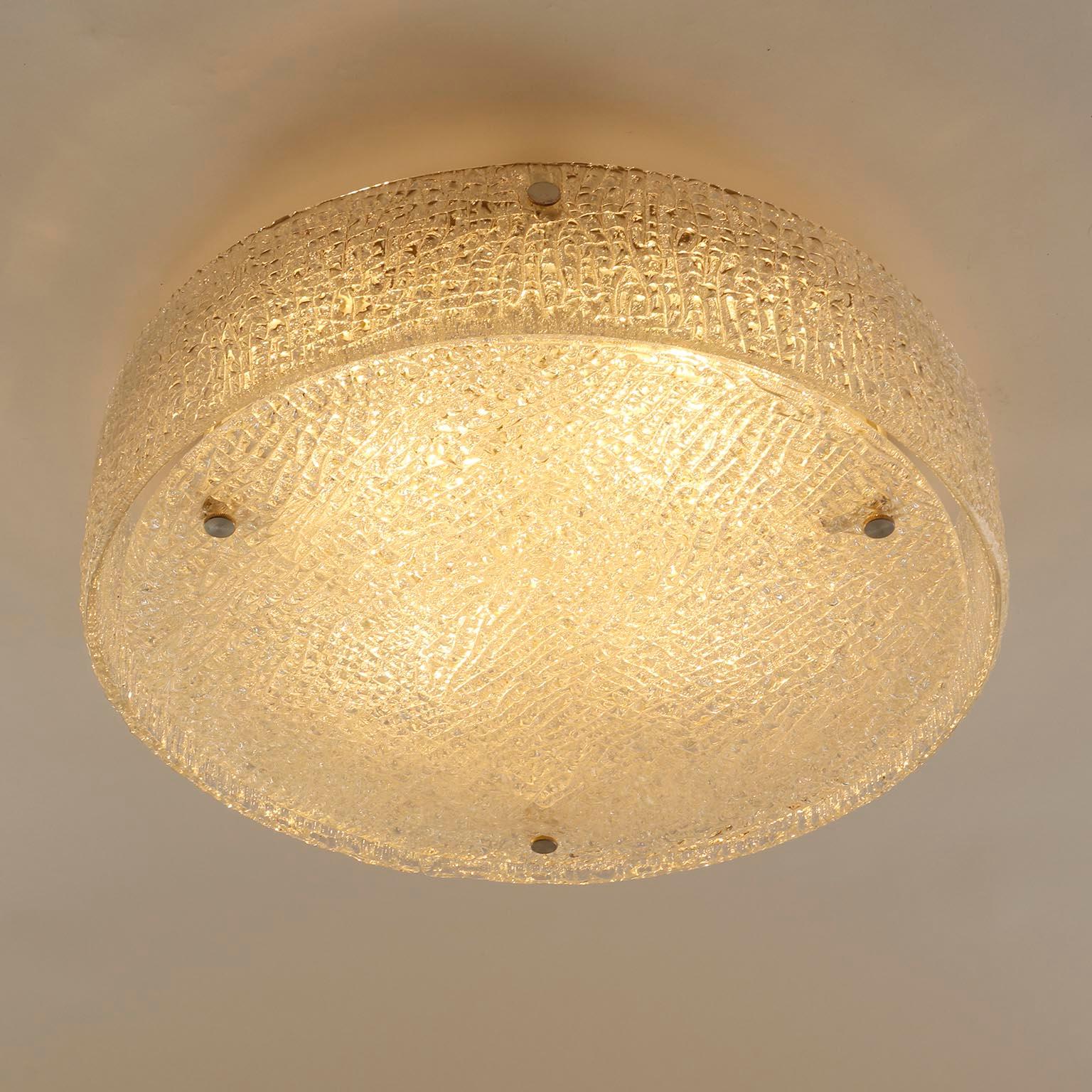 1 of 2 Flush Mount Lights by Kaiser Leuchten Textured Glass Chrome Nickel, 1960s In Good Condition In Hausmannstätten, AT