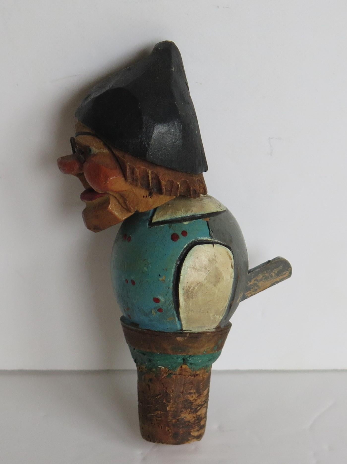 Two Folk Art Wine Bottle Stoppers Wood Hand Carved Articulated, circa 1930 In Good Condition In Lincoln, Lincolnshire