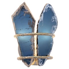 Zeitgenössische zweifreie Wandleuchte, versilbertes kobaltfarbenes, gegossenes, gegossenes Messing