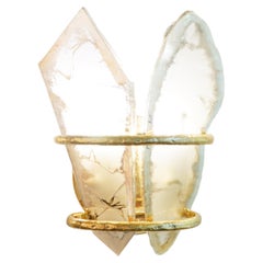 Lampe murale contemporaine à deux volets, verre argenté satiné, laiton moulé