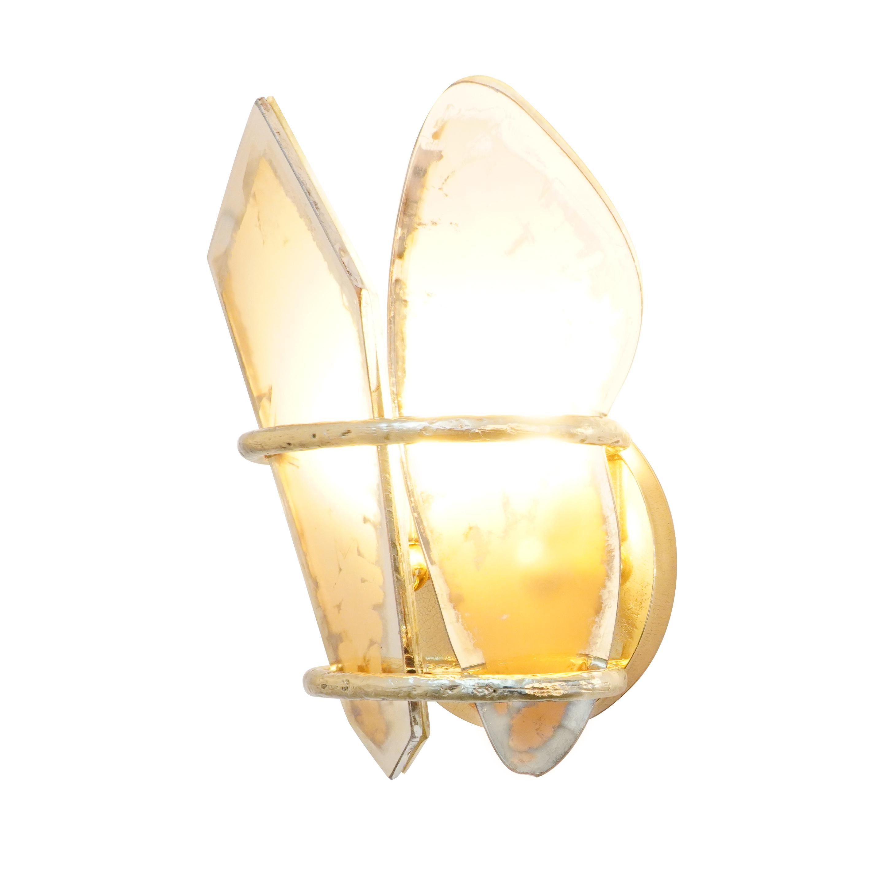 “Two-Free” Contemporary Wall Lamp, rose Art Silvered Glass  , Cast Melted Brass In New Condition For Sale In Pietrasanta, IT