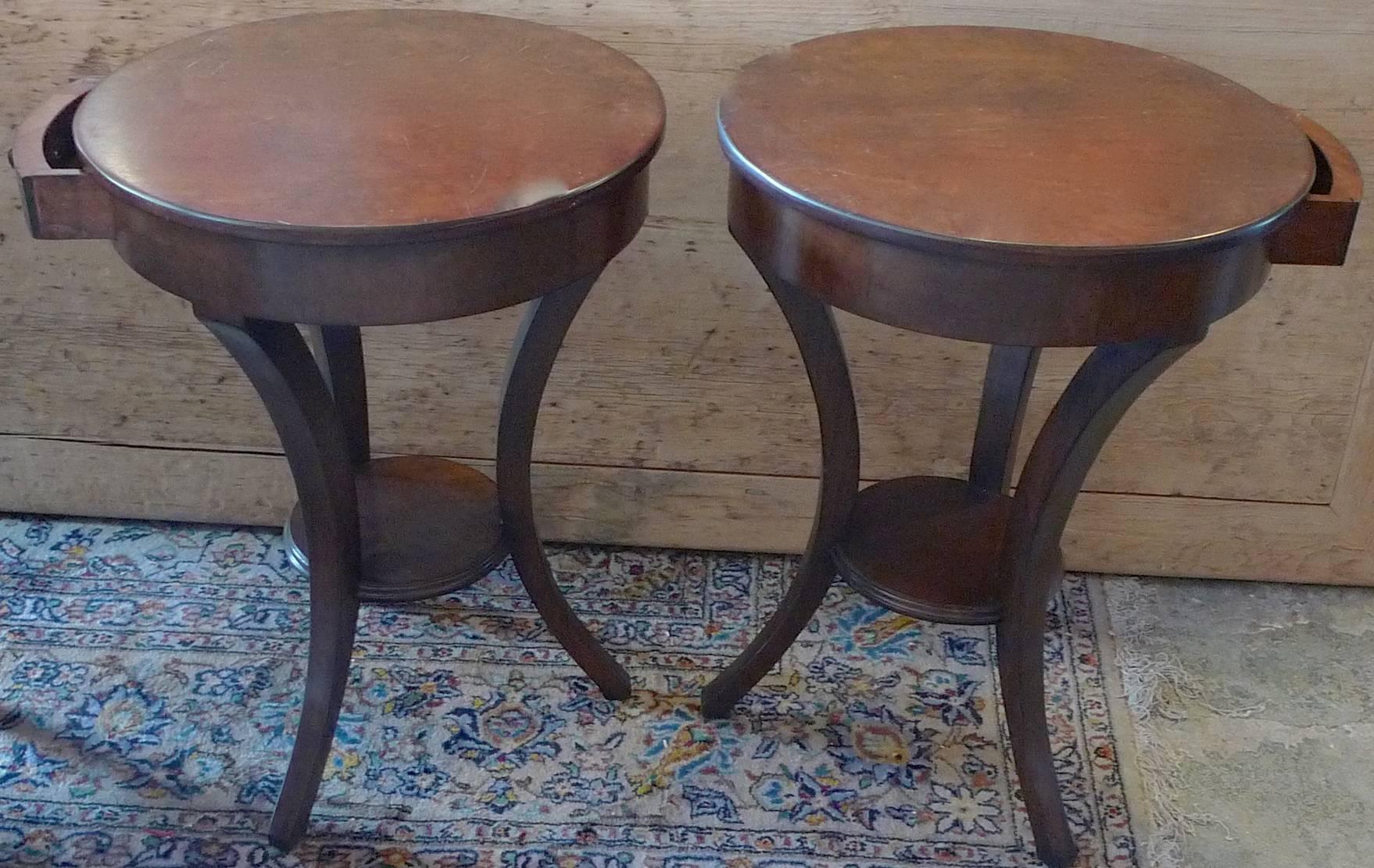 Two French 1970s Walnut Stained Round Side Tables with One Drawer and One Shelf  In Distressed Condition In Santa Monica, CA
