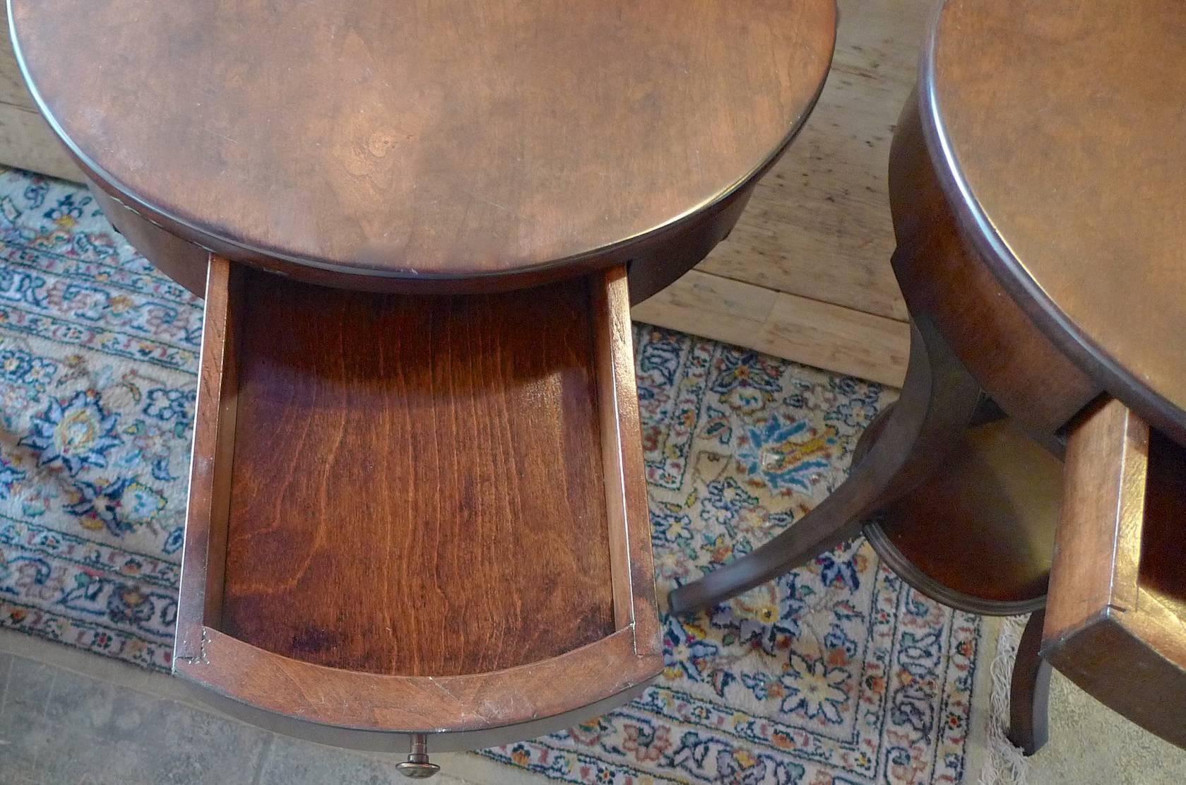 Two French 1970s Walnut Stained Round Side Tables with One Drawer and One Shelf  5