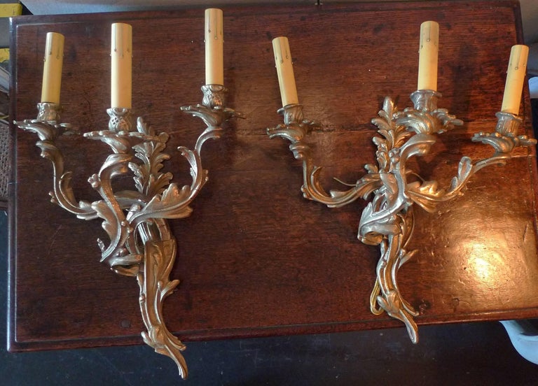 Two French 19th Century Solid Bronze Three-Light Sconces For Sale 15