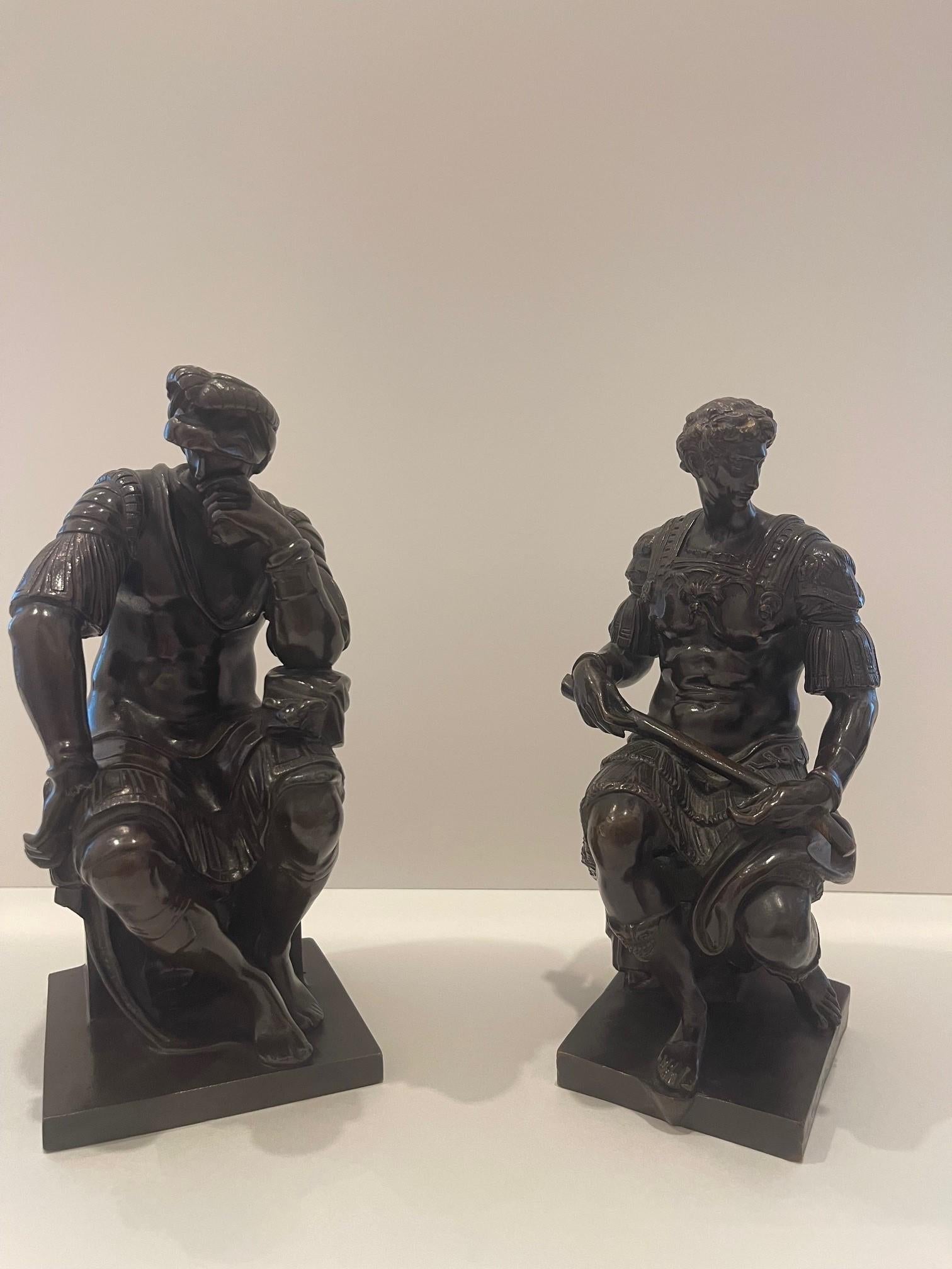 Two French Bronze Figures of Giuliano and Lorenzo De' Medici  For Sale