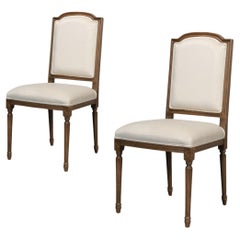 Deux chaises d'appoint françaises de style Louis XVI