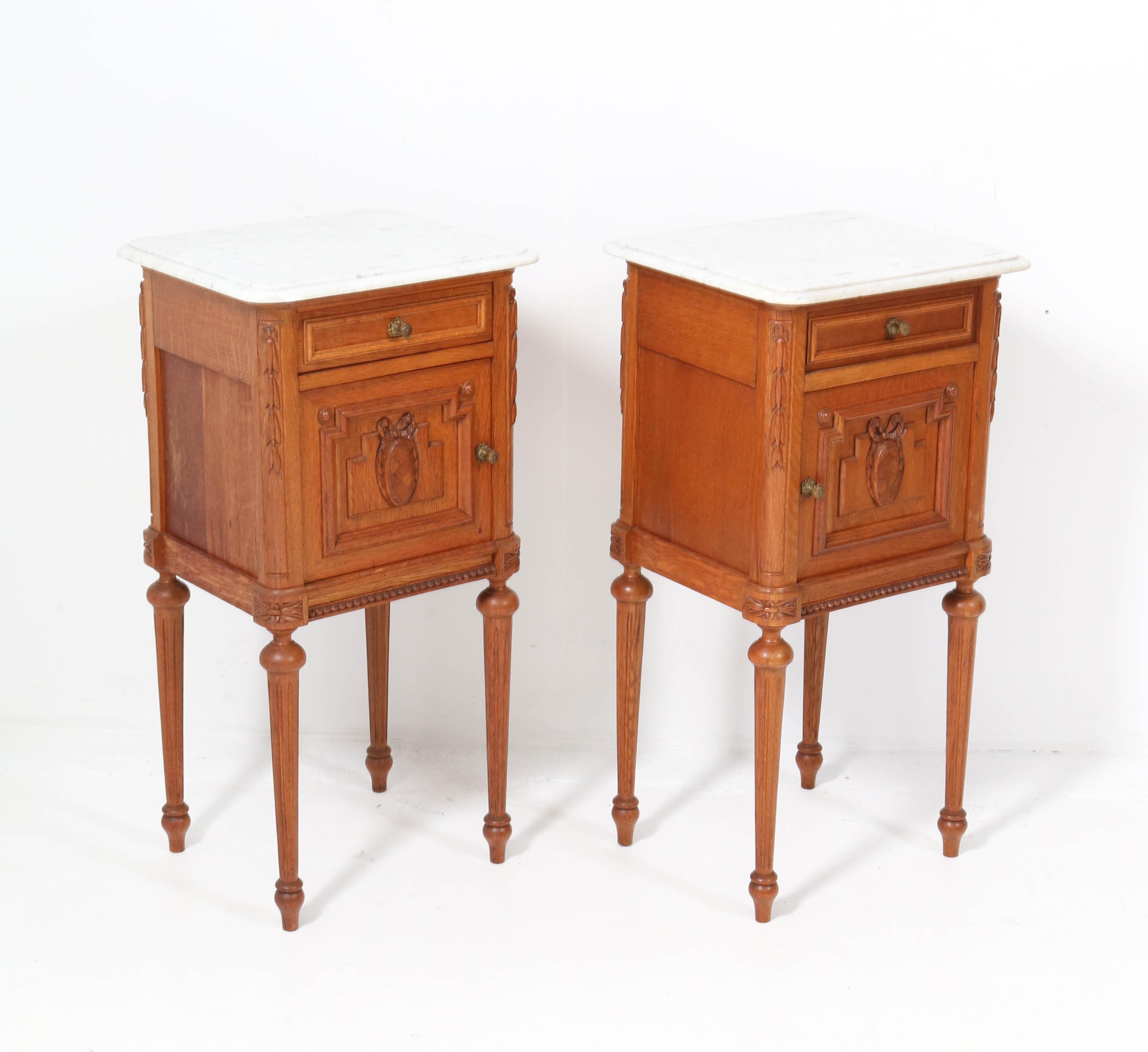 Early 20th Century Two French Oak Art Nouveau Nightstands or Bedside Tables, 1900s