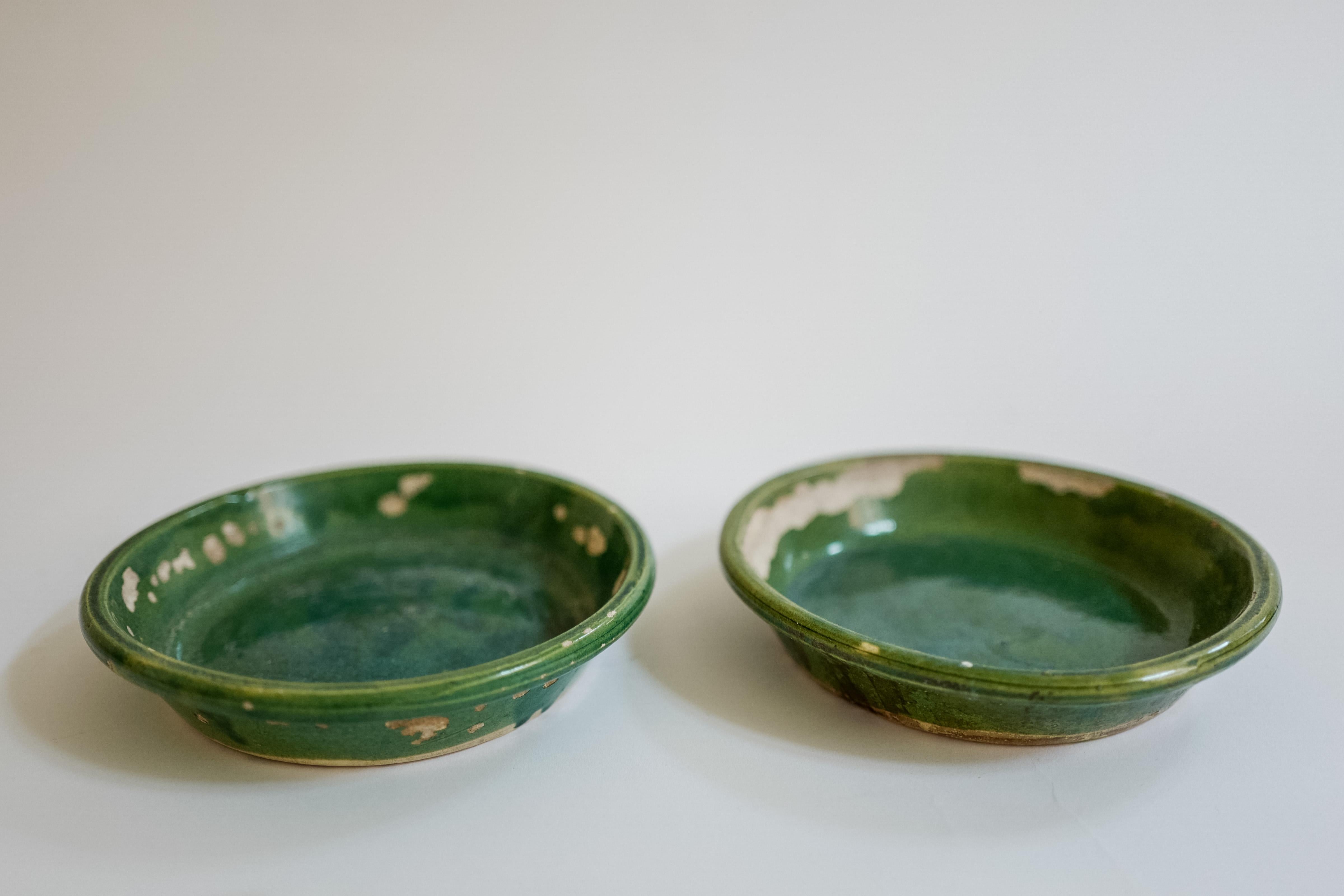 Hand-Crafted Two French Provincial Ceramic Painted Green Round Small Serving Platters For Sale