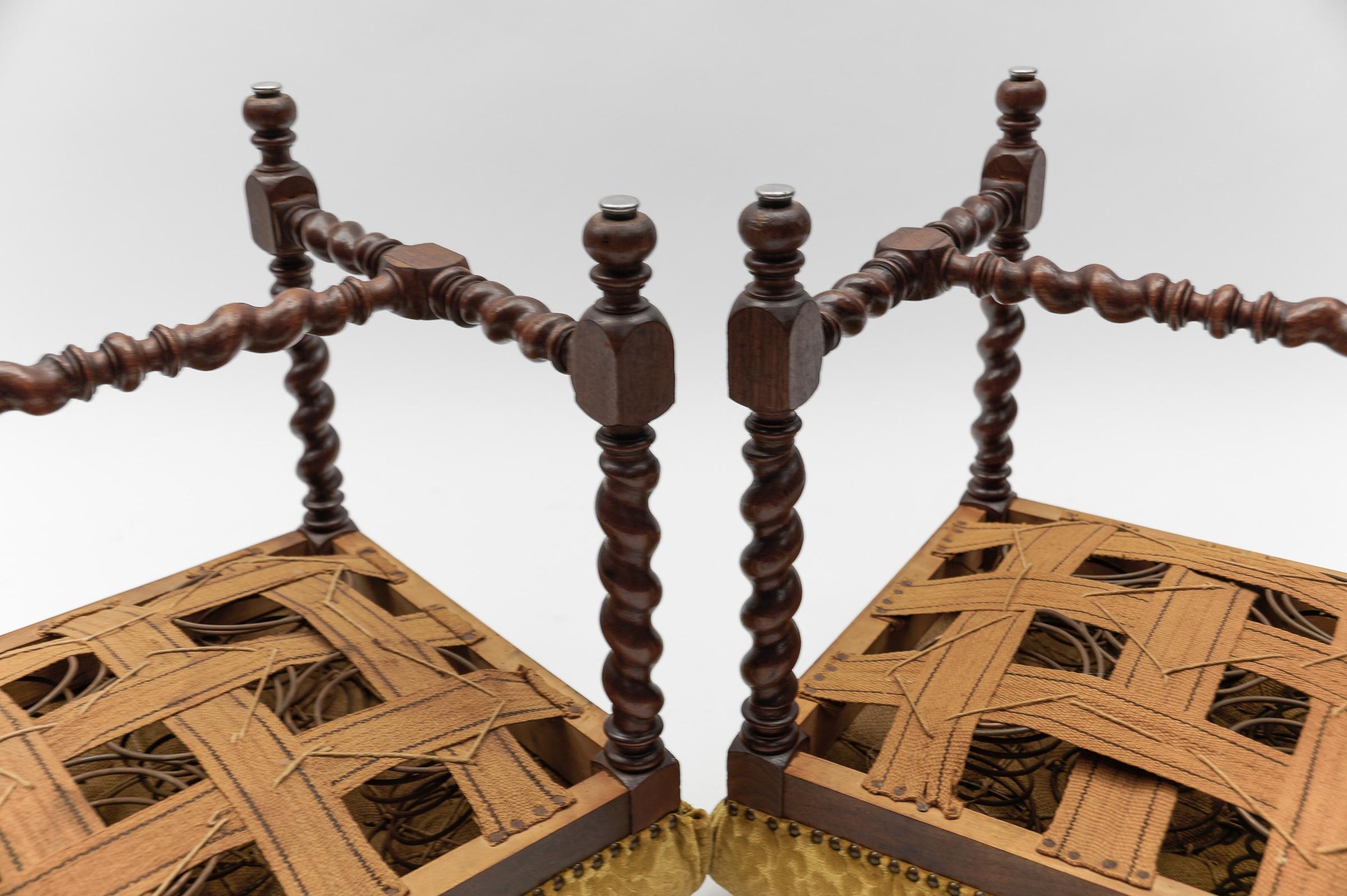 Two French Barley Wood Stools in Louis XIII Style, ca. 1870s For Sale 12