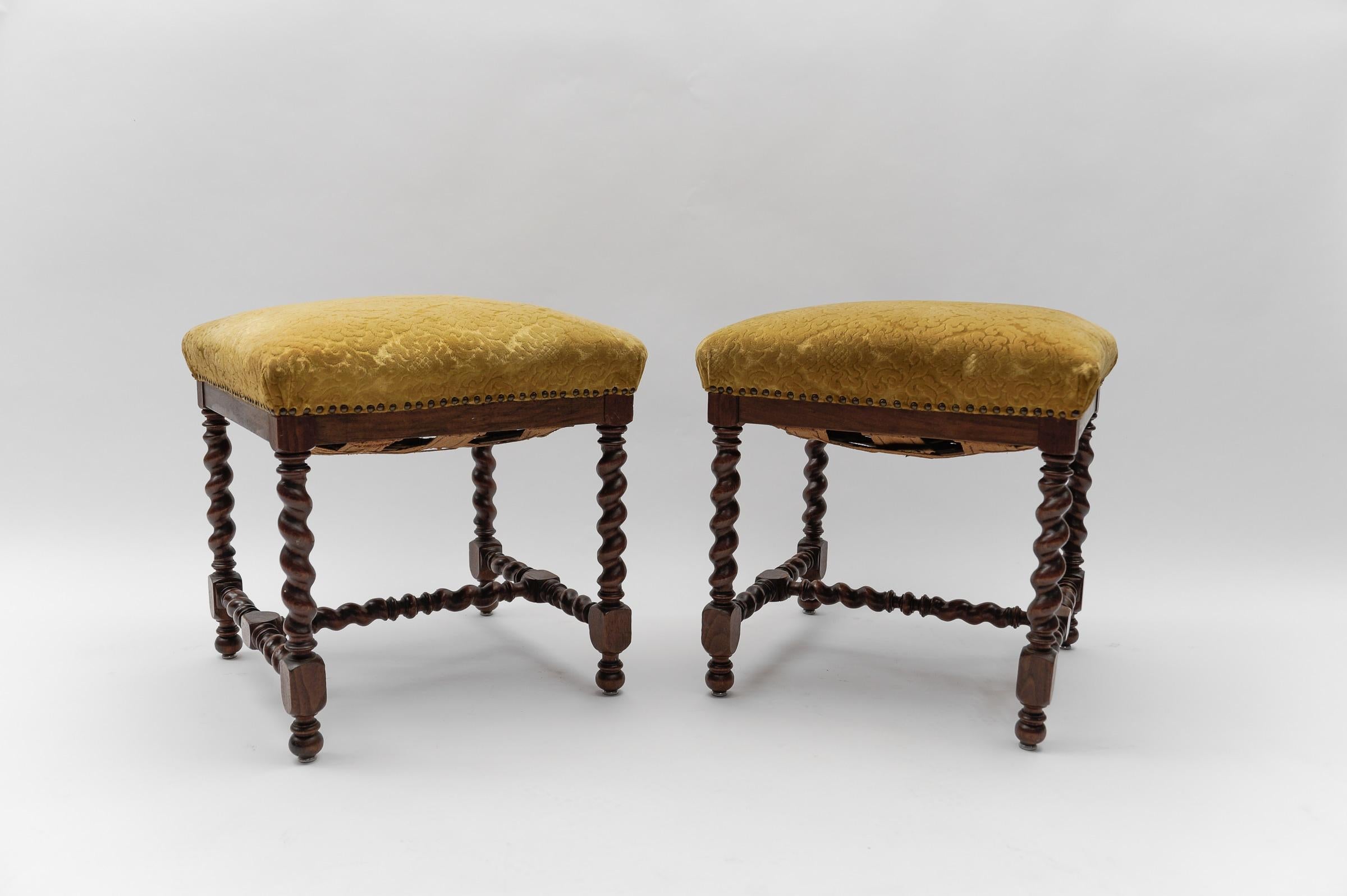 19th Century Two French Barley Wood Stools in Louis XIII Style, ca. 1870s For Sale