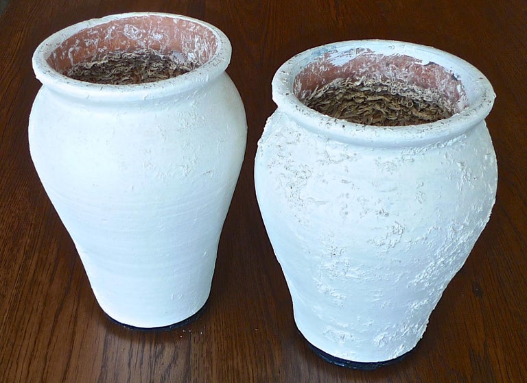 Französische bemalte TerrakottaTöpfe aus der Zeit von XIX., unter