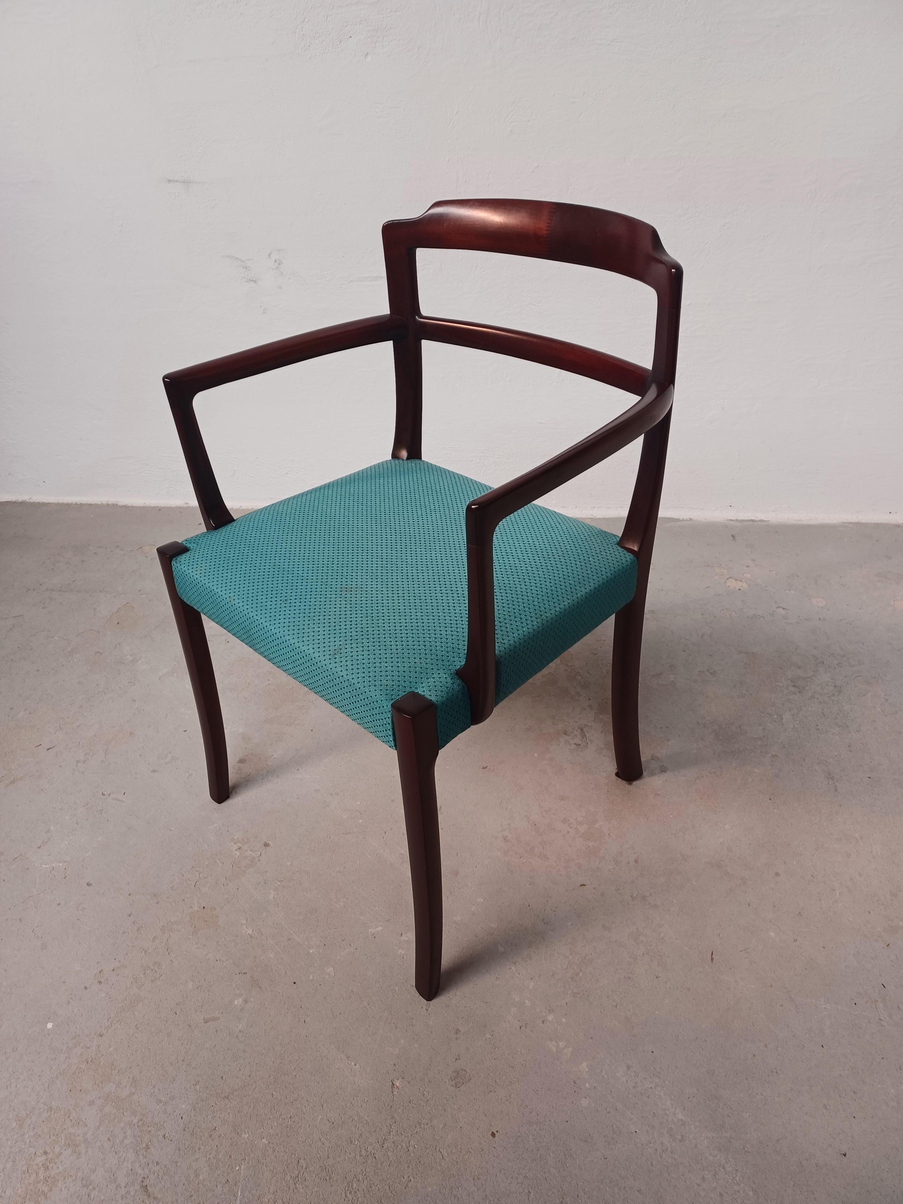 Danese 1960 Due poltrone in mogano danese Ole Wanscher completamente restaurate e personalizzabili in vendita
