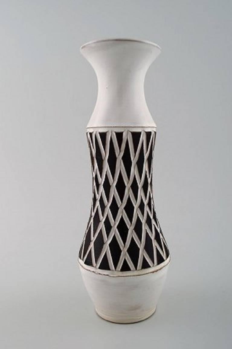 Due vasi in ceramica Gabriel, Svezia, anni '60 In condizioni ottime in vendita a Copenhagen, DK