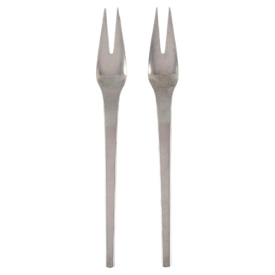 Two Georg Jensen Caravel Roast Forks in Sterling Silver For Sale