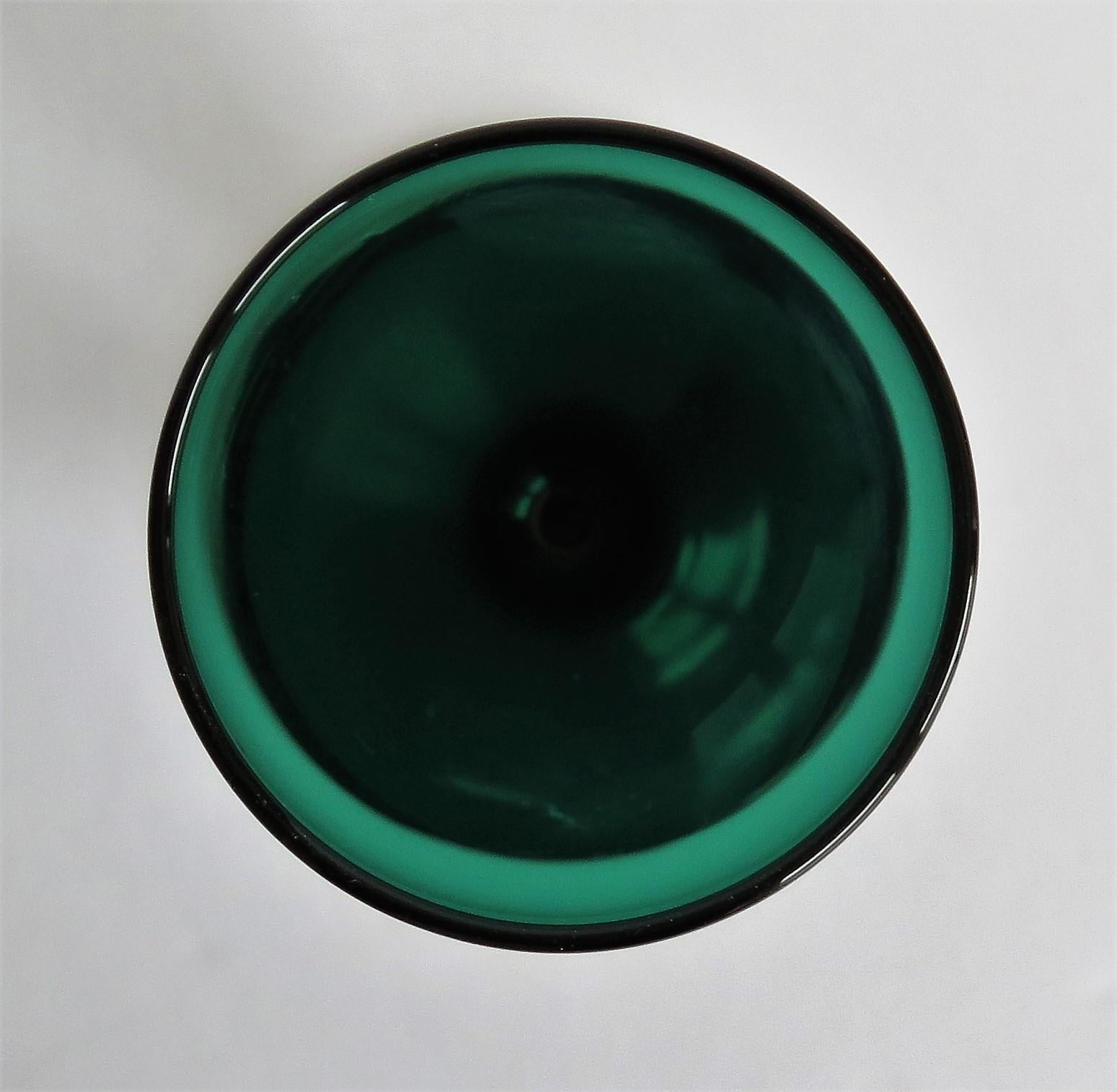 TWO Georgian Hand Blown Wine Glasses Bristol Green with Tulip Bowl, circa 1790 For Sale 2