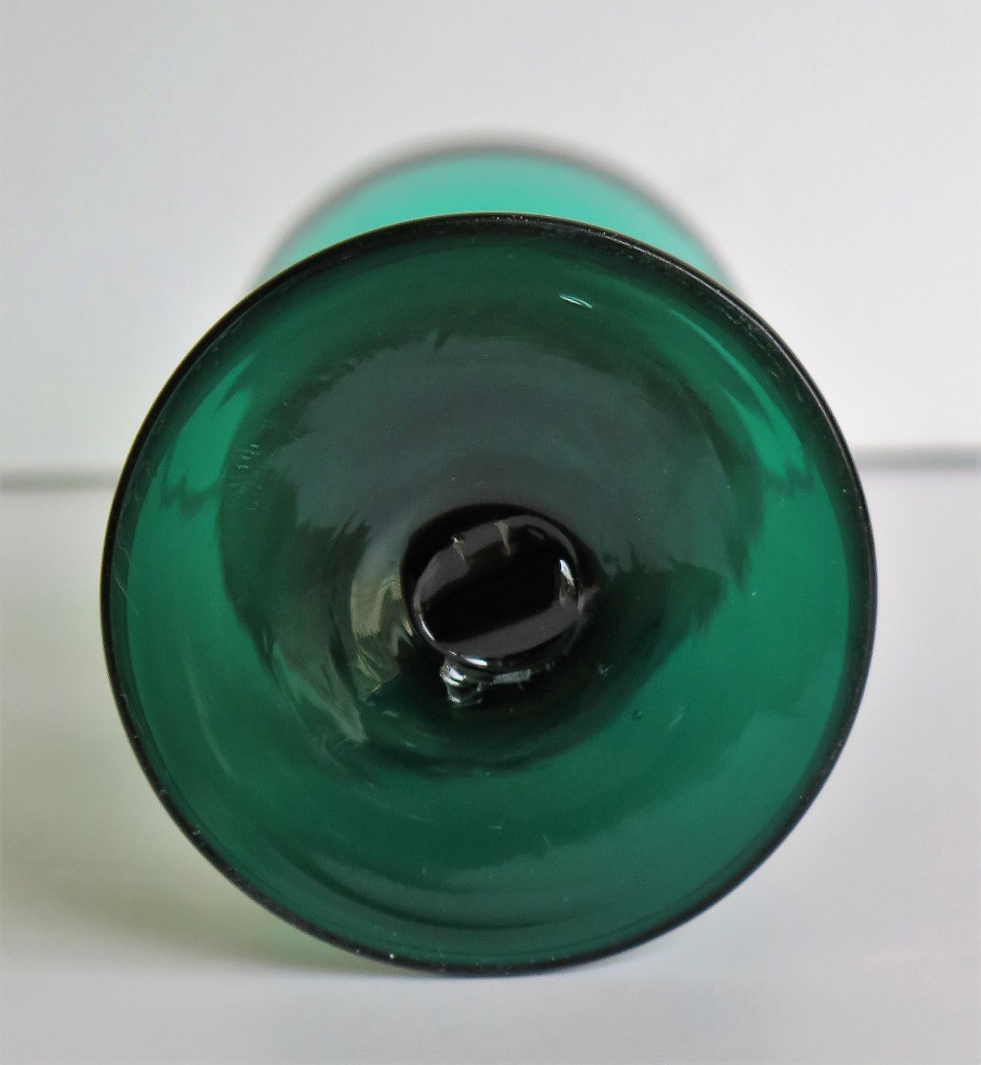 TWO Georgian Hand Blown Wine Glasses Bristol Green with Tulip Bowl, circa 1790 For Sale 10