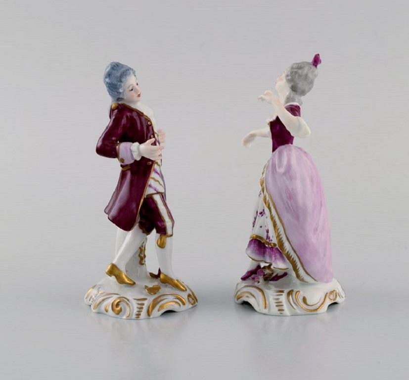 Two German antique porcelain figurines. Rococo couple. 19th century.
Largest measures: 12 x 7 cm.
In very good condition. Woman's finger cut.
Stamped.