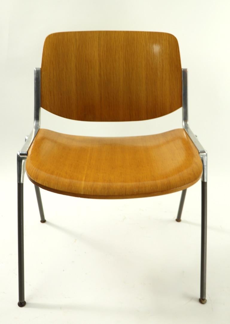 Mid-Century Modern Two Giancarlo Piretti DSC Axis 106 Chairs for Castelli