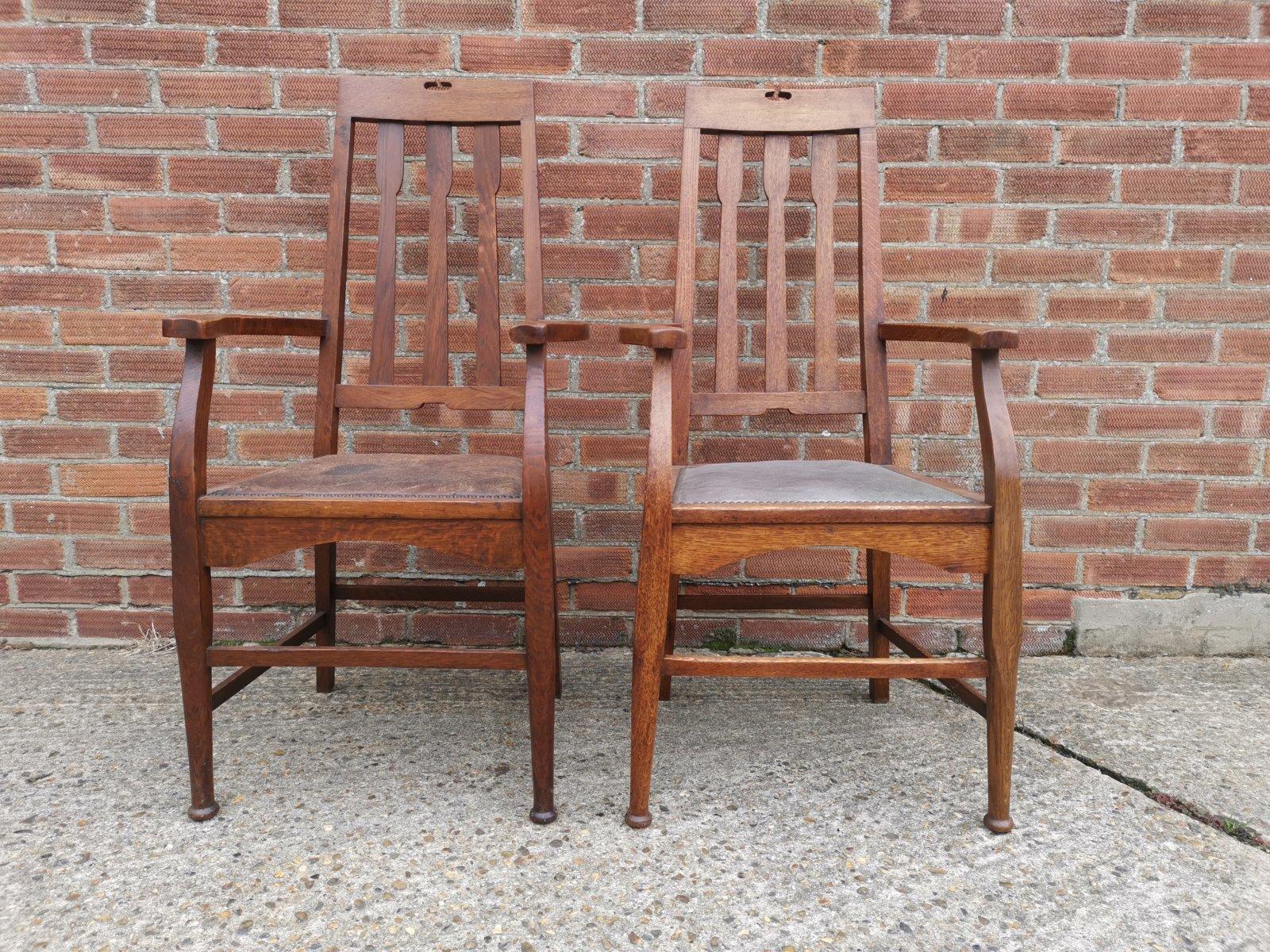 Two Glasgow Style Arts & Crafts Oak Armchairs & a Single Matching Dining Chair In Good Condition For Sale In London, GB