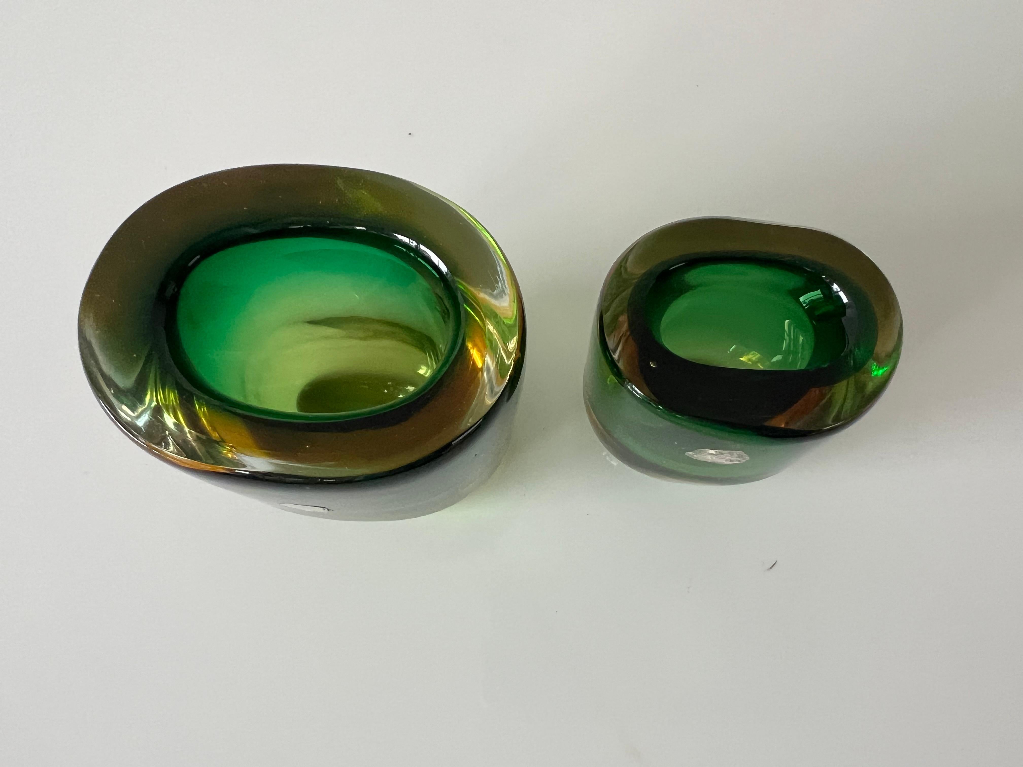 Two Glass Vases Sommerso ca' 1950's Green Amber In Good Condition For Sale In St.Petersburg, FL