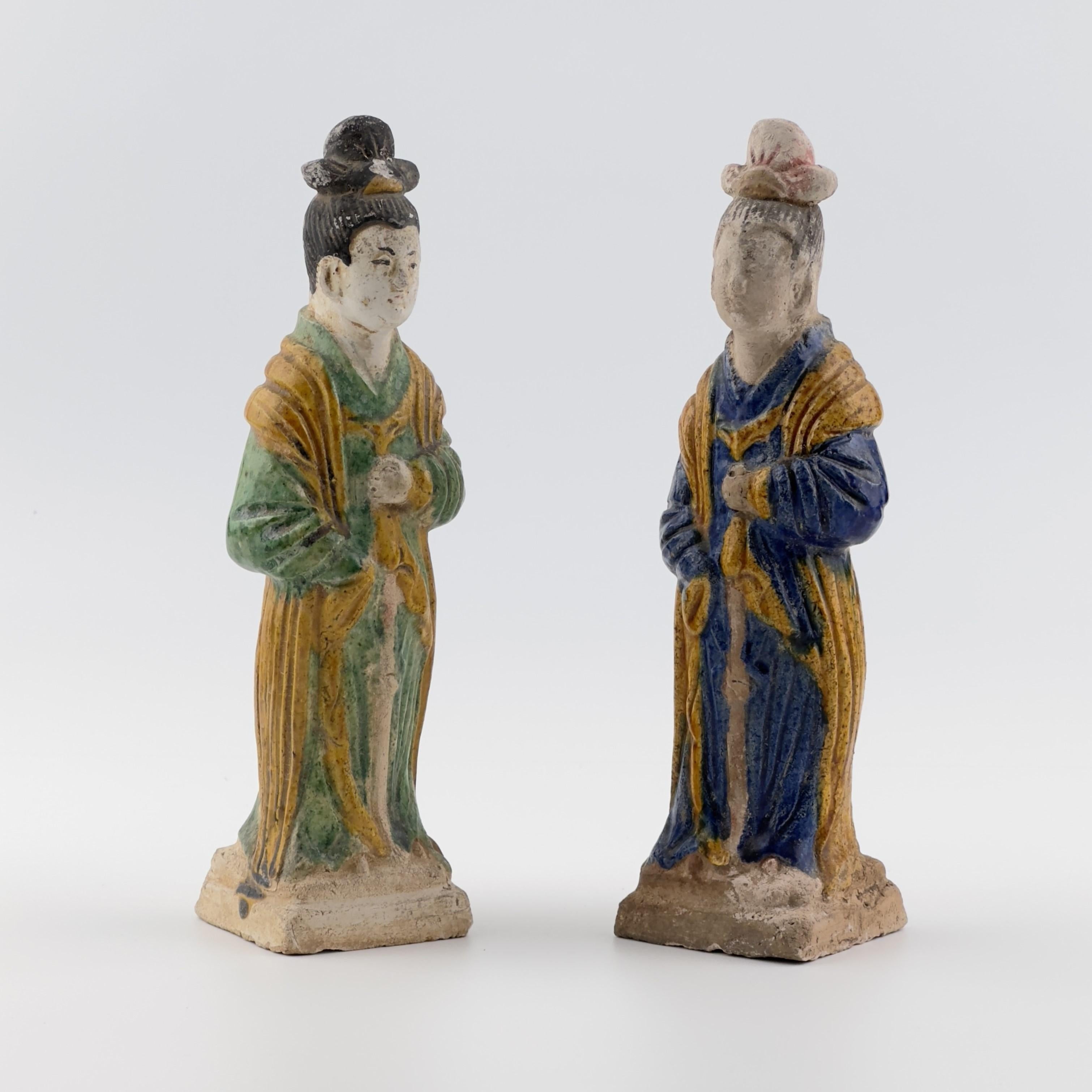 Two Glazed Court Attendants, Ming Period (1368-1644) For Sale 7
