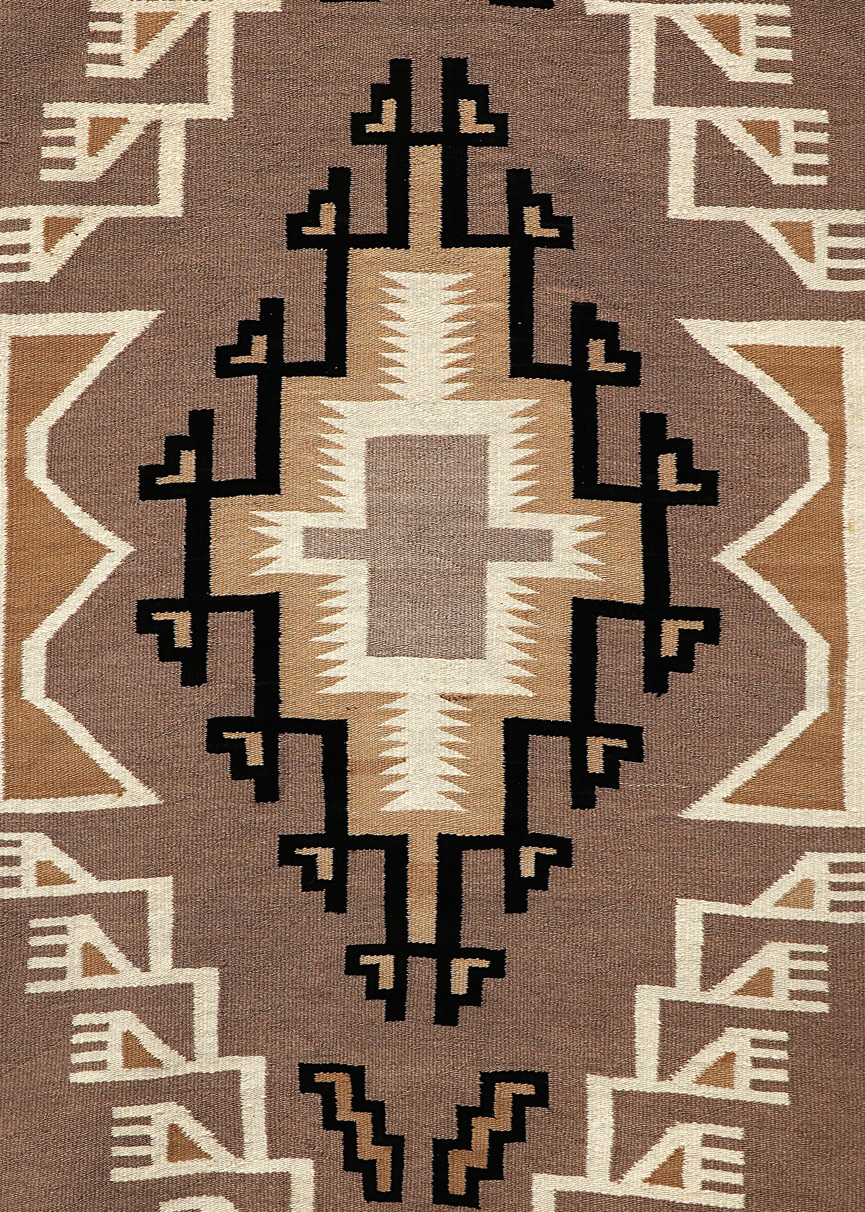Amérindien Tapis de sol Navajo Two Gray Hills, Trading Post Textile, gris ivoire, noir, Brown en vente