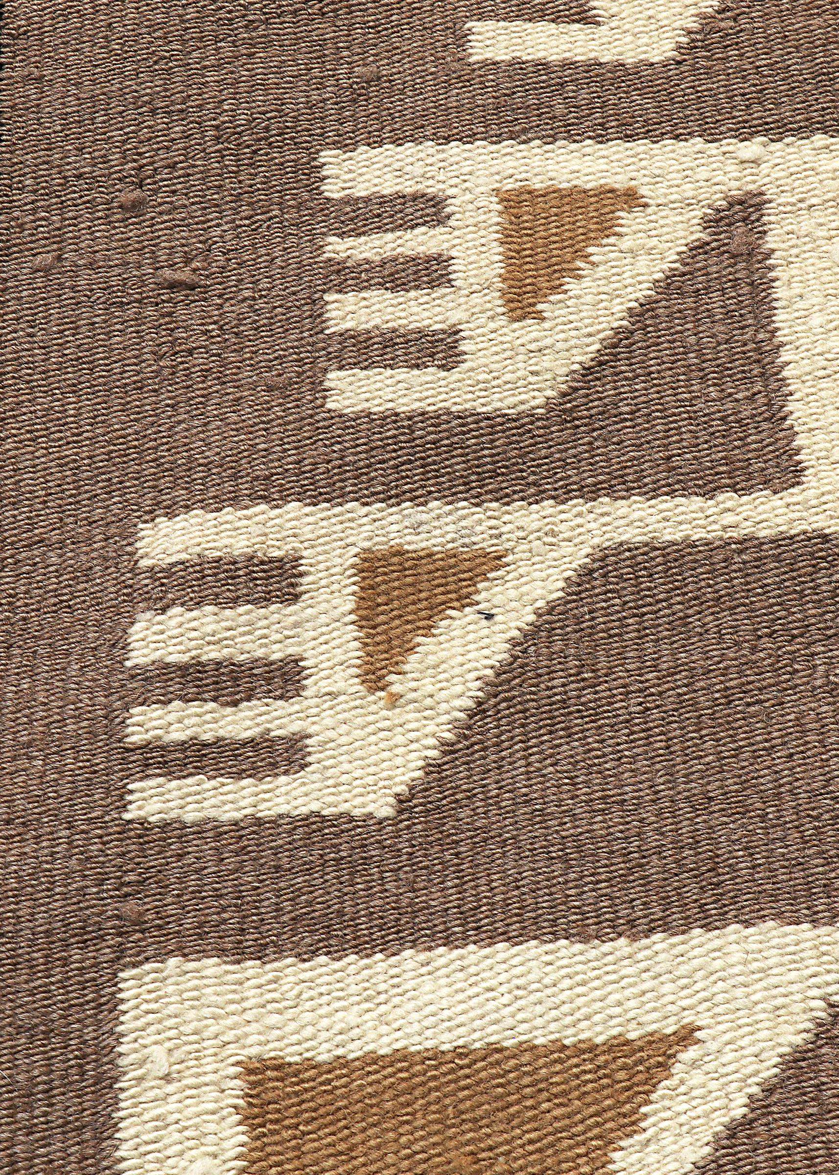 Navajo Two Gray Hills Flächenteppich, Trading Post Textile, Grau-Elfenbein, Schwarz, Braun (20. Jahrhundert) im Angebot