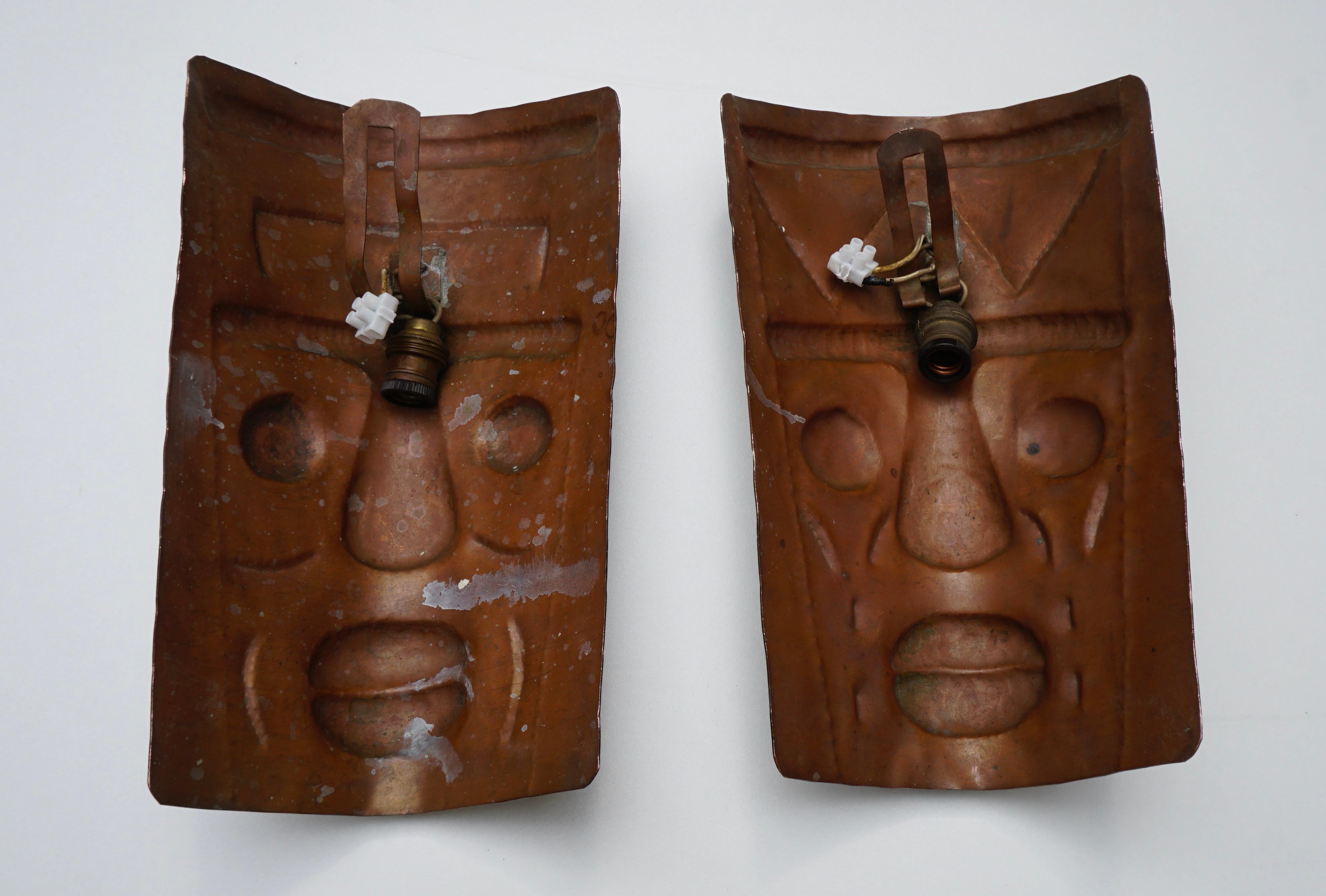 Two Hammered Copper Sconces in the Shape of African Masks For Sale 3