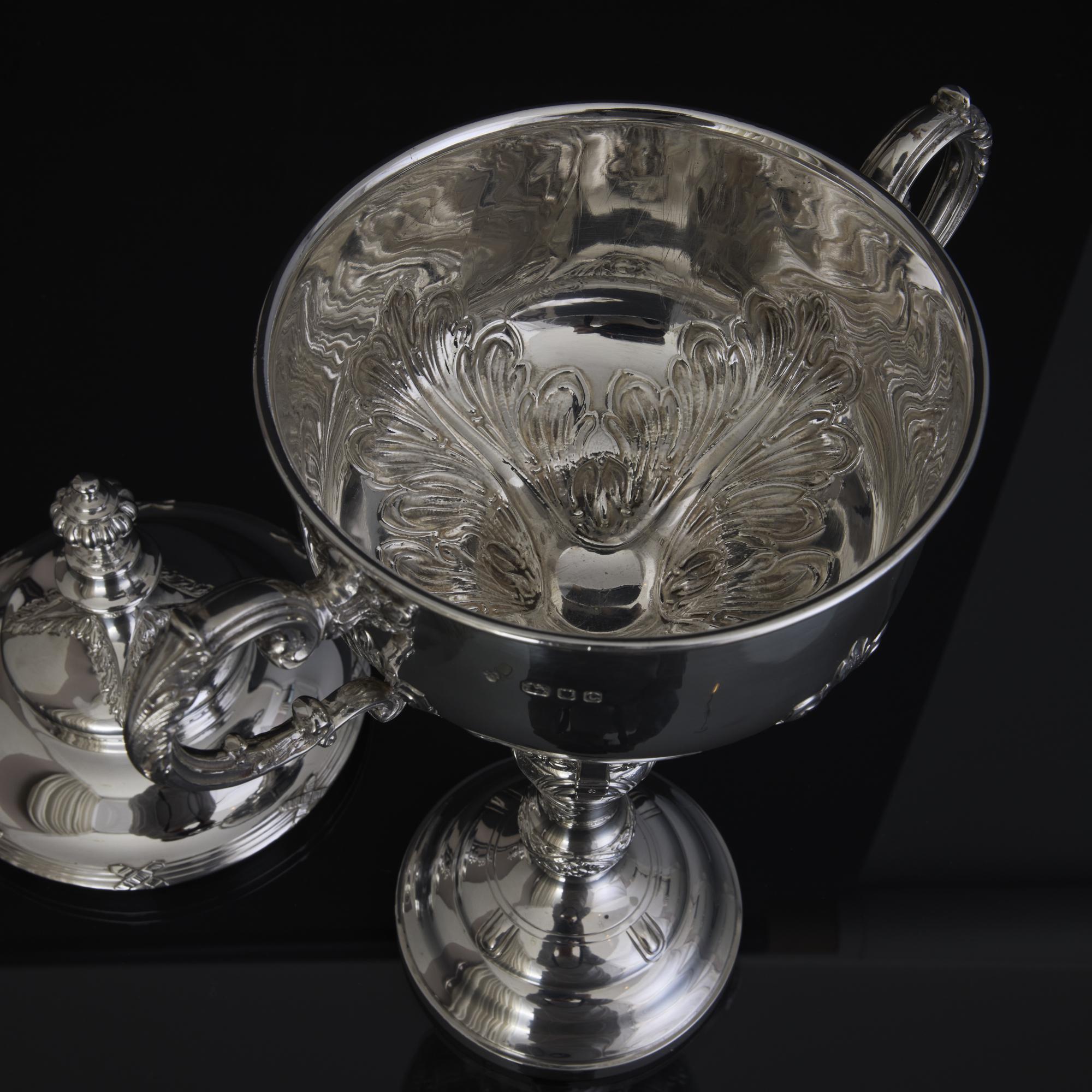 Two-handled handmade silver trophy cup & cover For Sale 2
