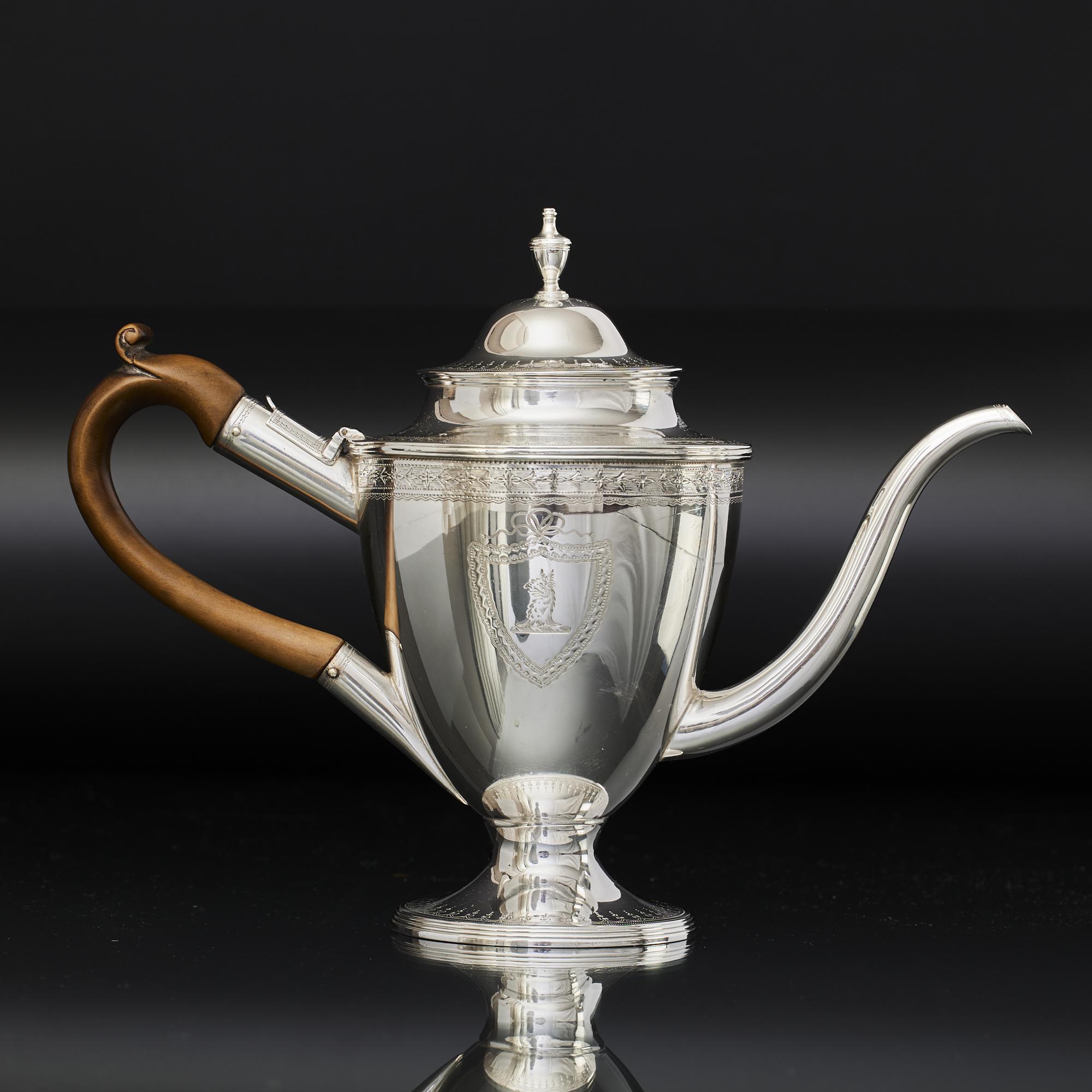 George III silver argyle gravy jug In Good Condition In London, GB