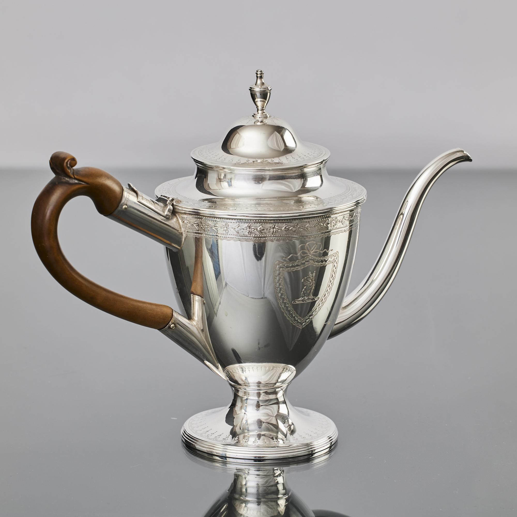 18th Century George III silver argyle gravy jug For Sale