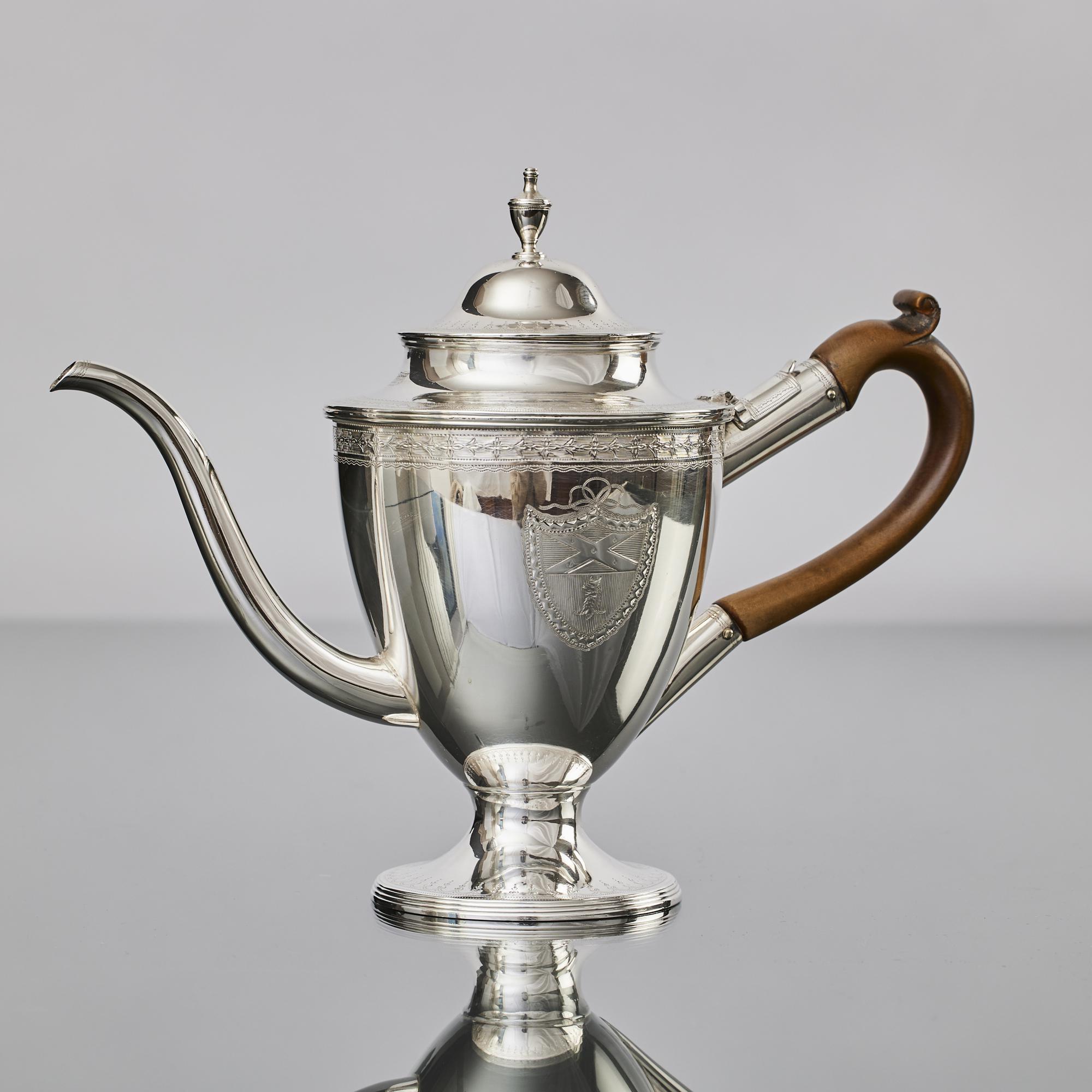 George III silver argyle gravy jug For Sale 1