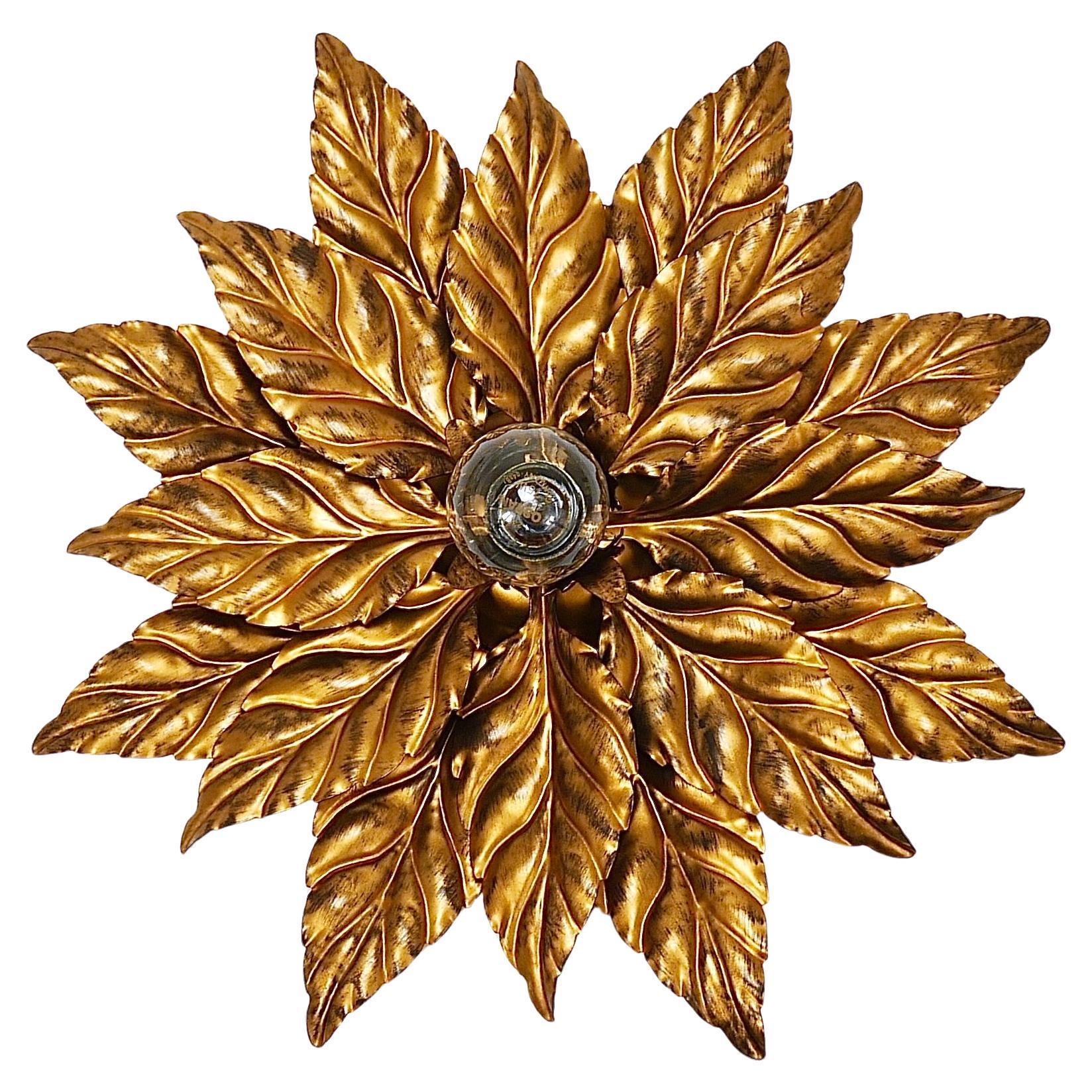 4x Hans Kögl Hollywood Regency Florentine Vergoldete Metall Wand- und Deckenleuchte Sconce