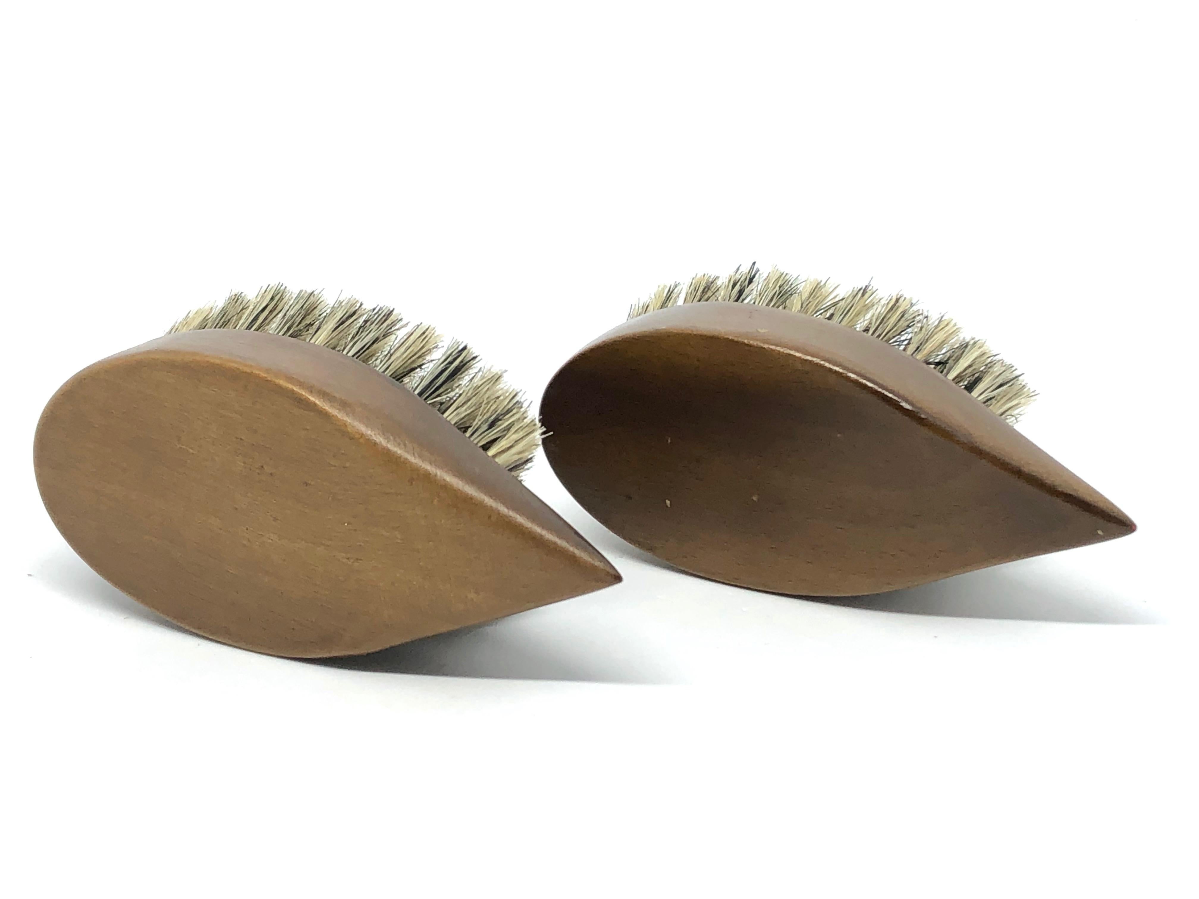 1960s hair brush