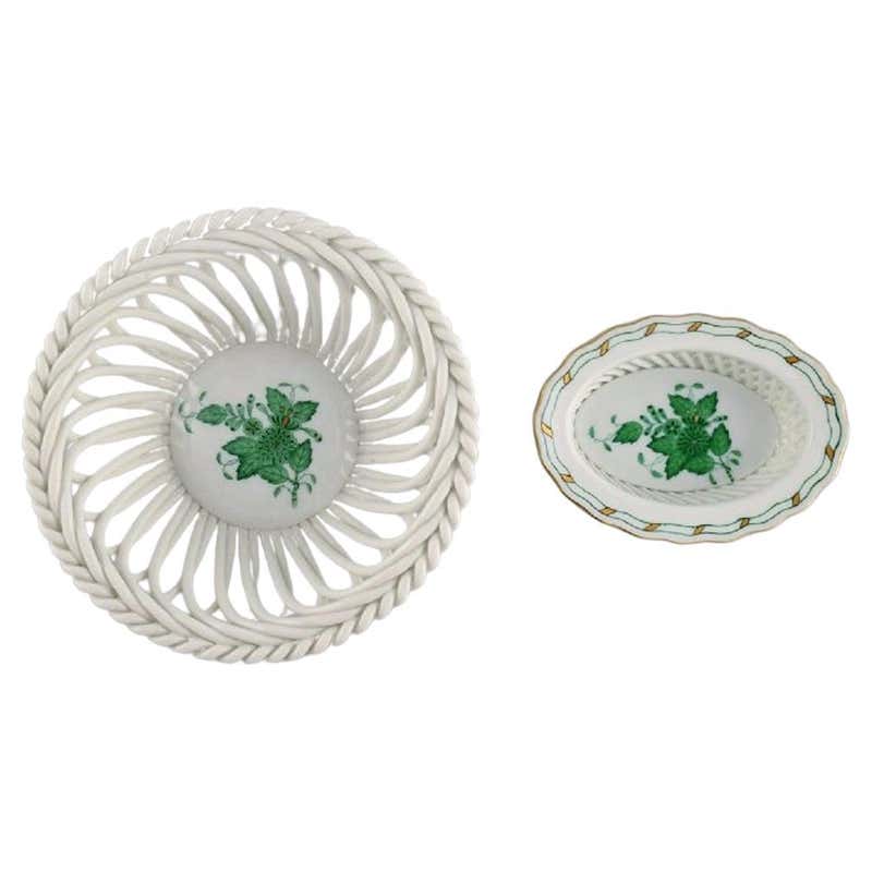 Pair of Antique Derby Dishes with Flowers Made in England, circa 1825 ...