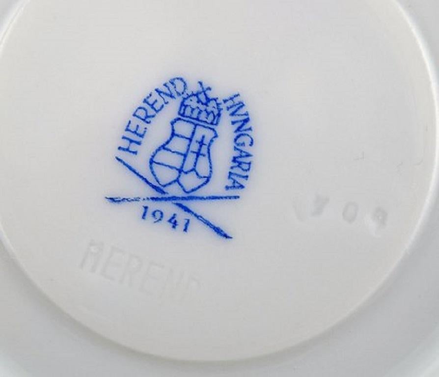 Two Herend Coffee Cups with Saucers in Hand Painted Porcelain, 1950s In Good Condition In København, Copenhagen