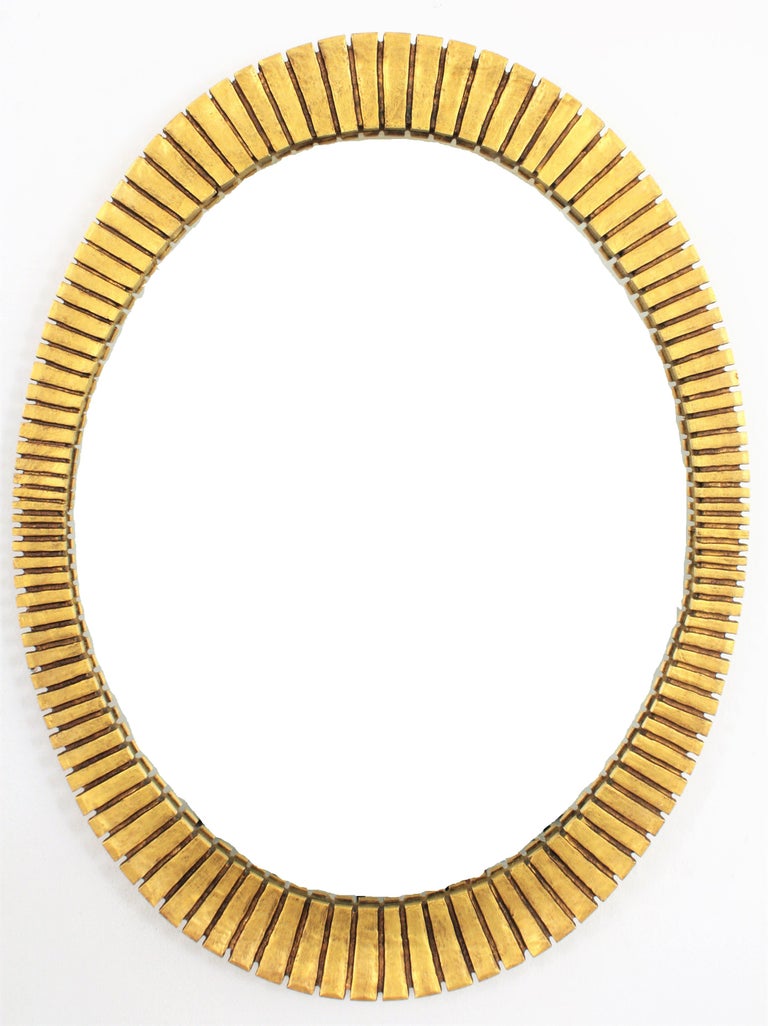 Mid-Century Modern Hollywood Regency Francisco Hurtado Scalloped Giltwood Oval Mirror, 1950s For Sale