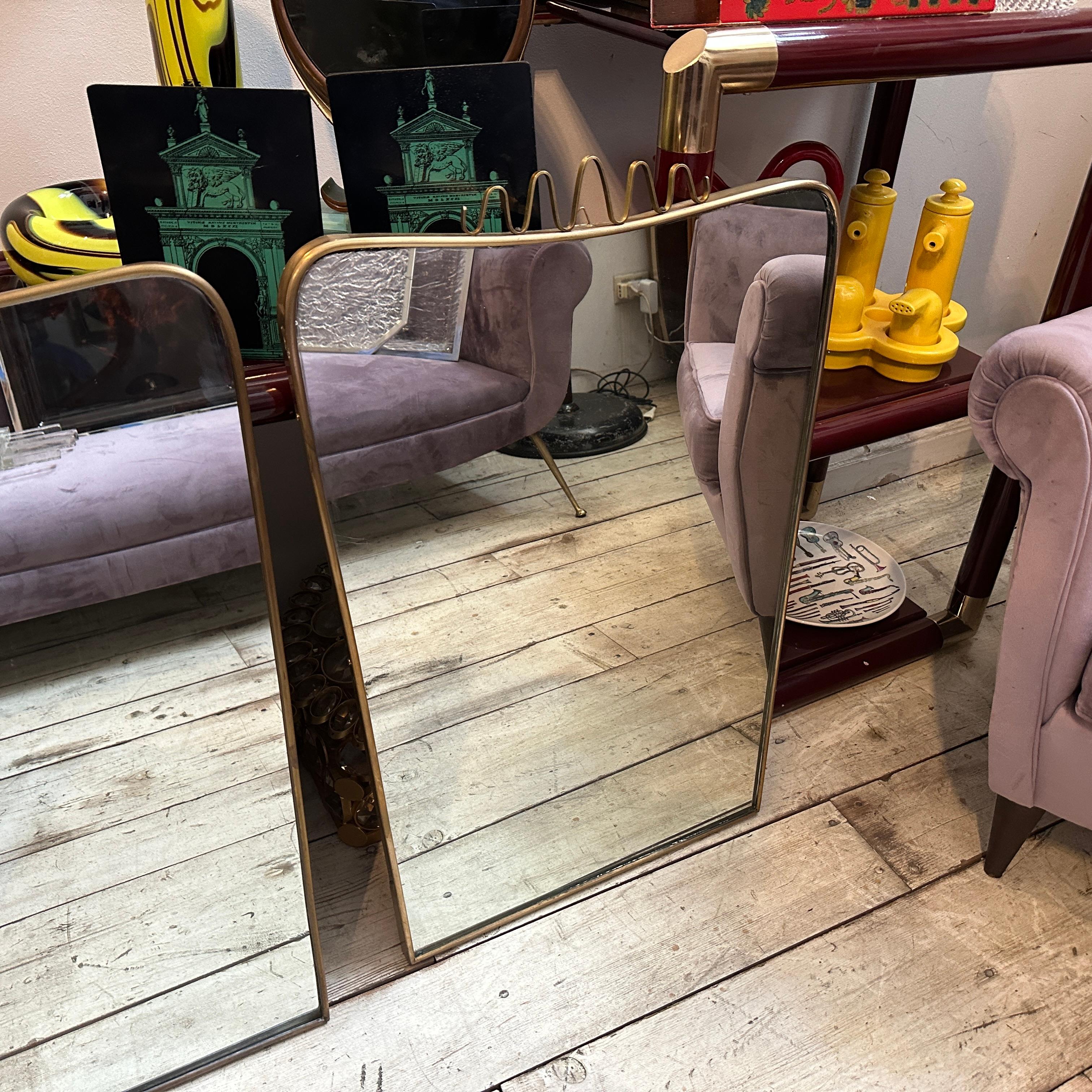 Two Iconic 1950s Mid-Century Modern Brass Wall Mirrors by Gio Ponti For Sale 11