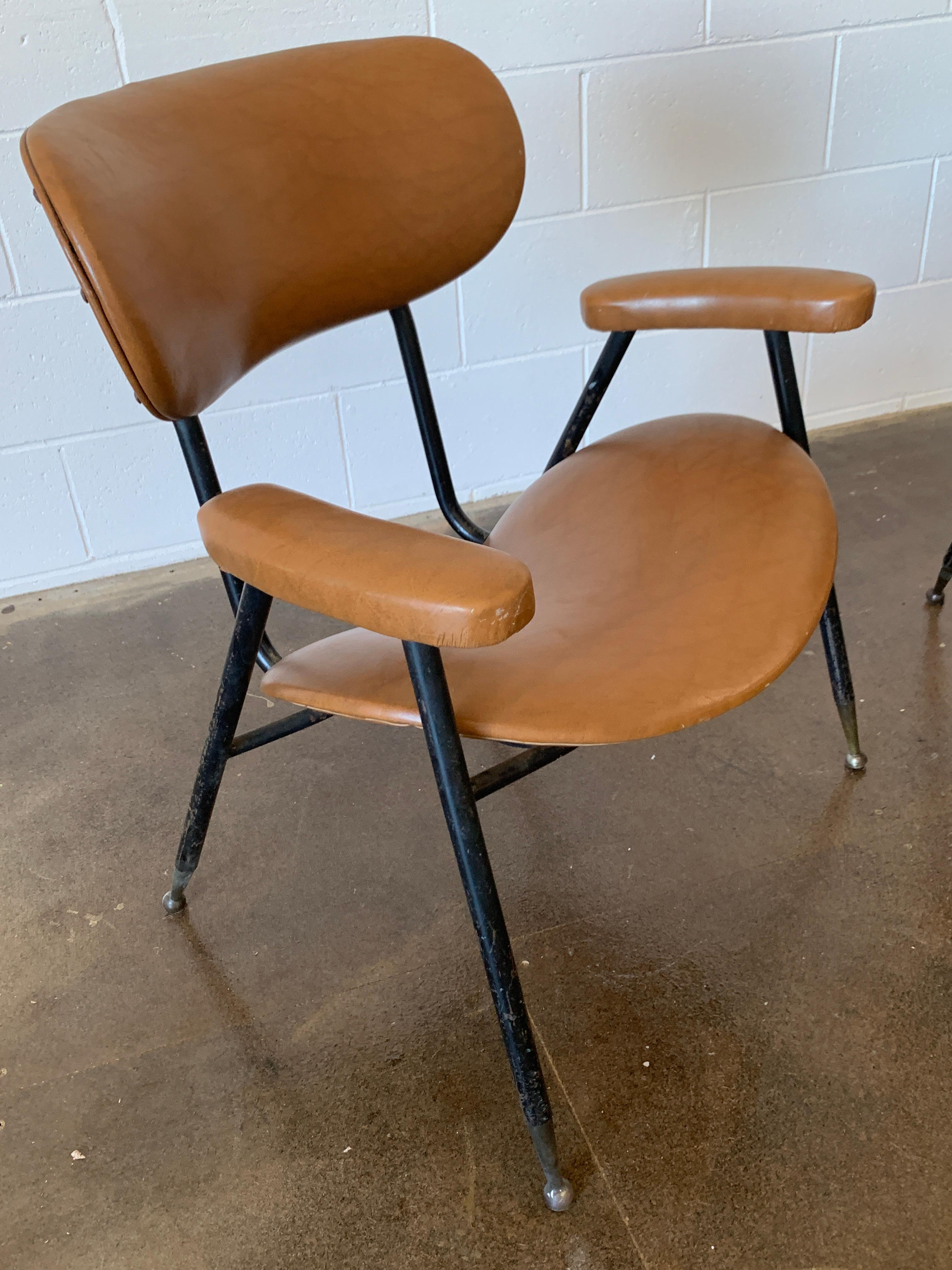 Two Italian Faux Leather Chairs by Gastone Rinaldi for RIMA 1960s  For Sale 5