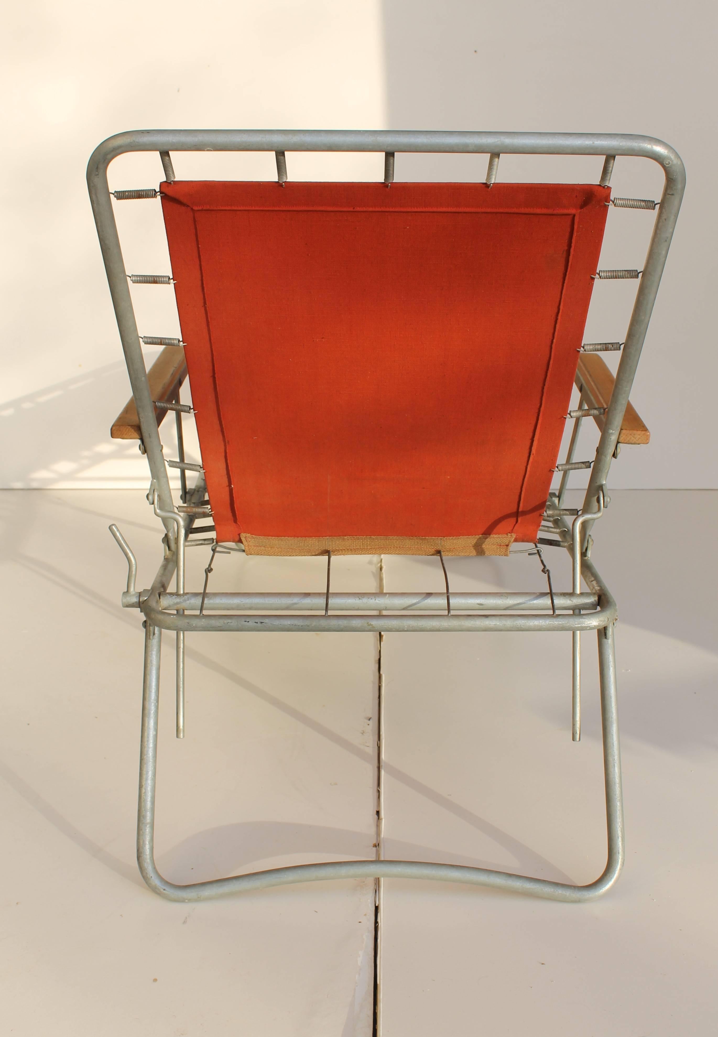 Mid-20th Century Mid-Century pair of Italian metal and brick red canvas Loungers, circa 1950