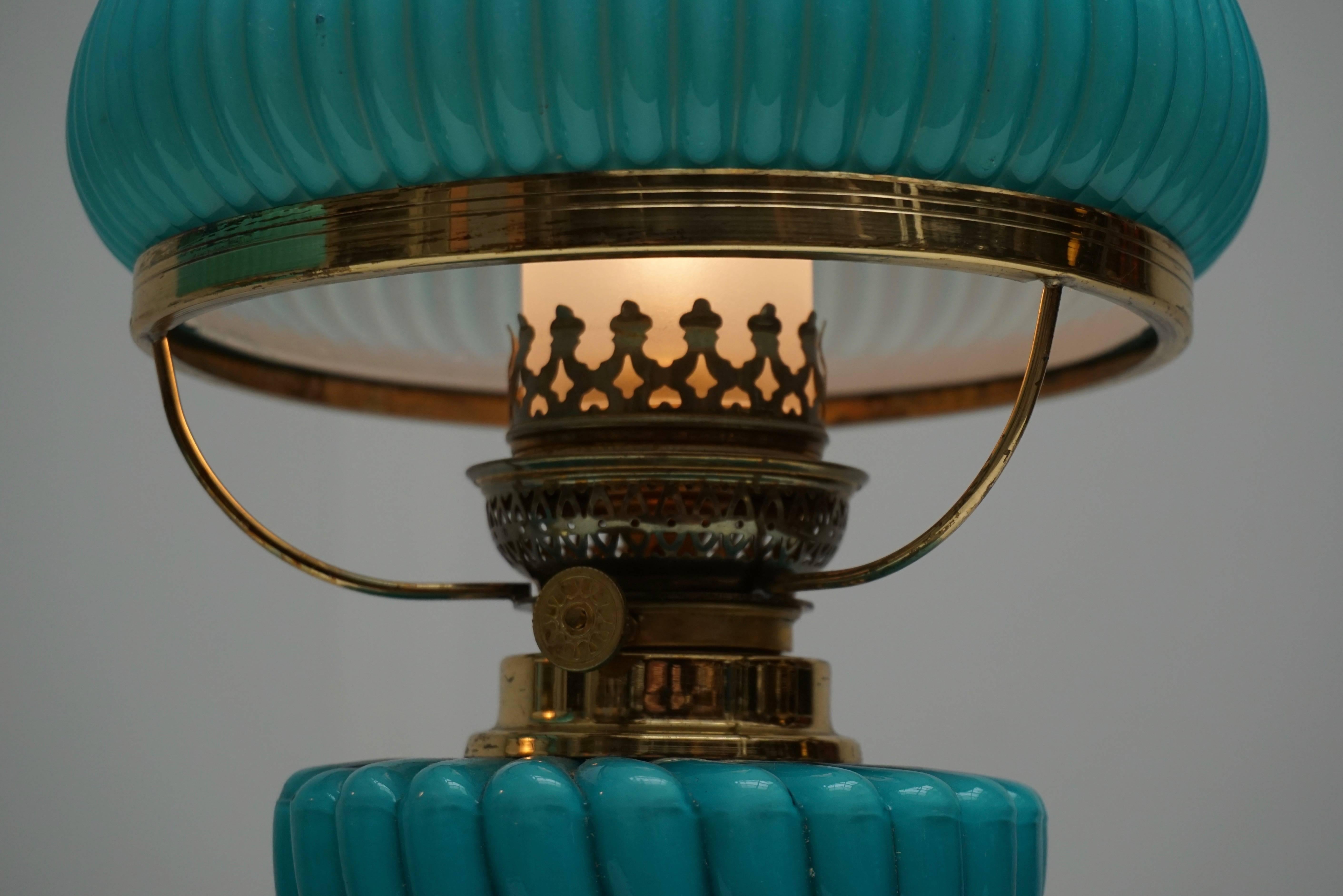 Two Italian Table Lamps in Glass and Brass For Sale 1