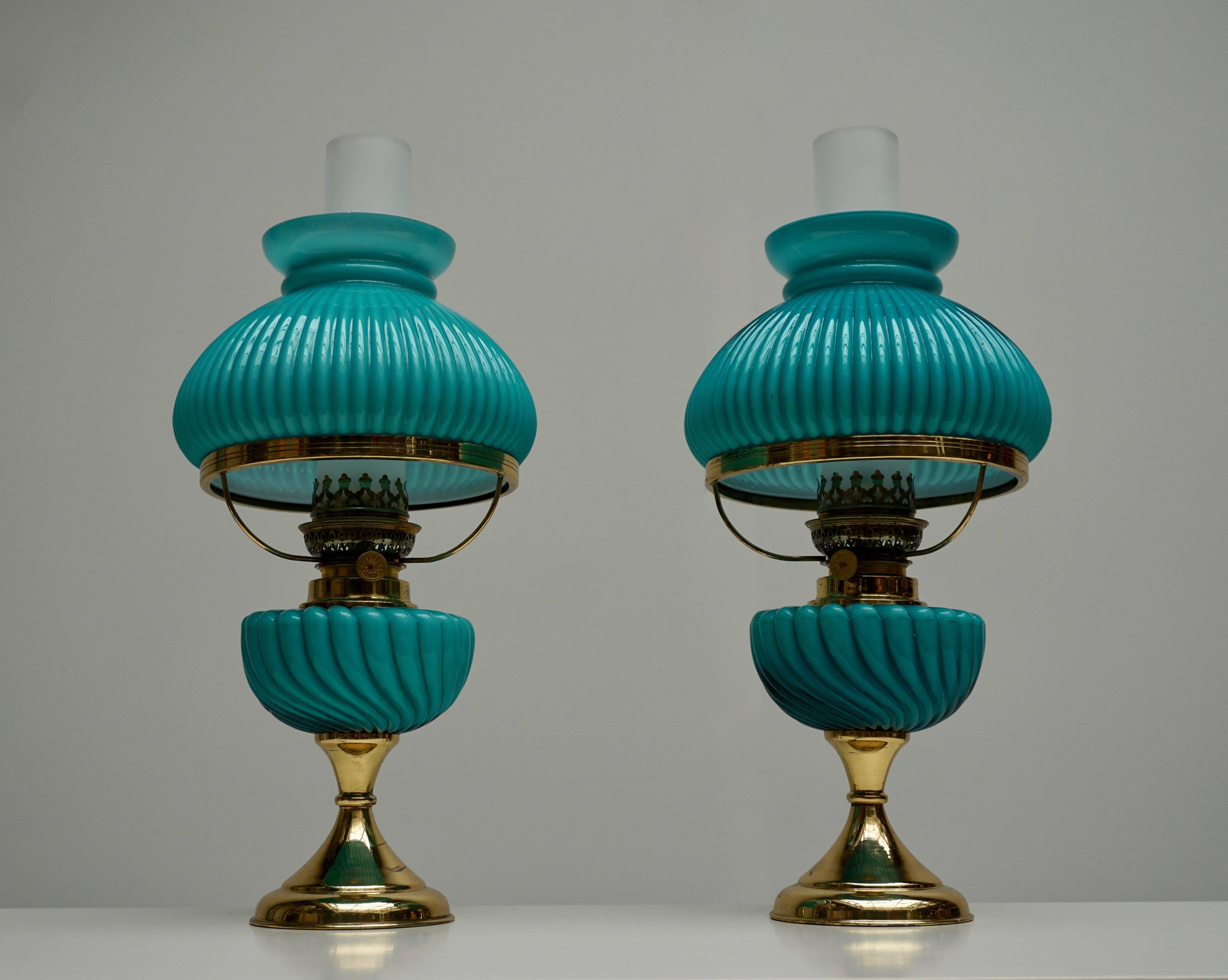 Two Italian Table Lamps in Glass and Brass For Sale 2