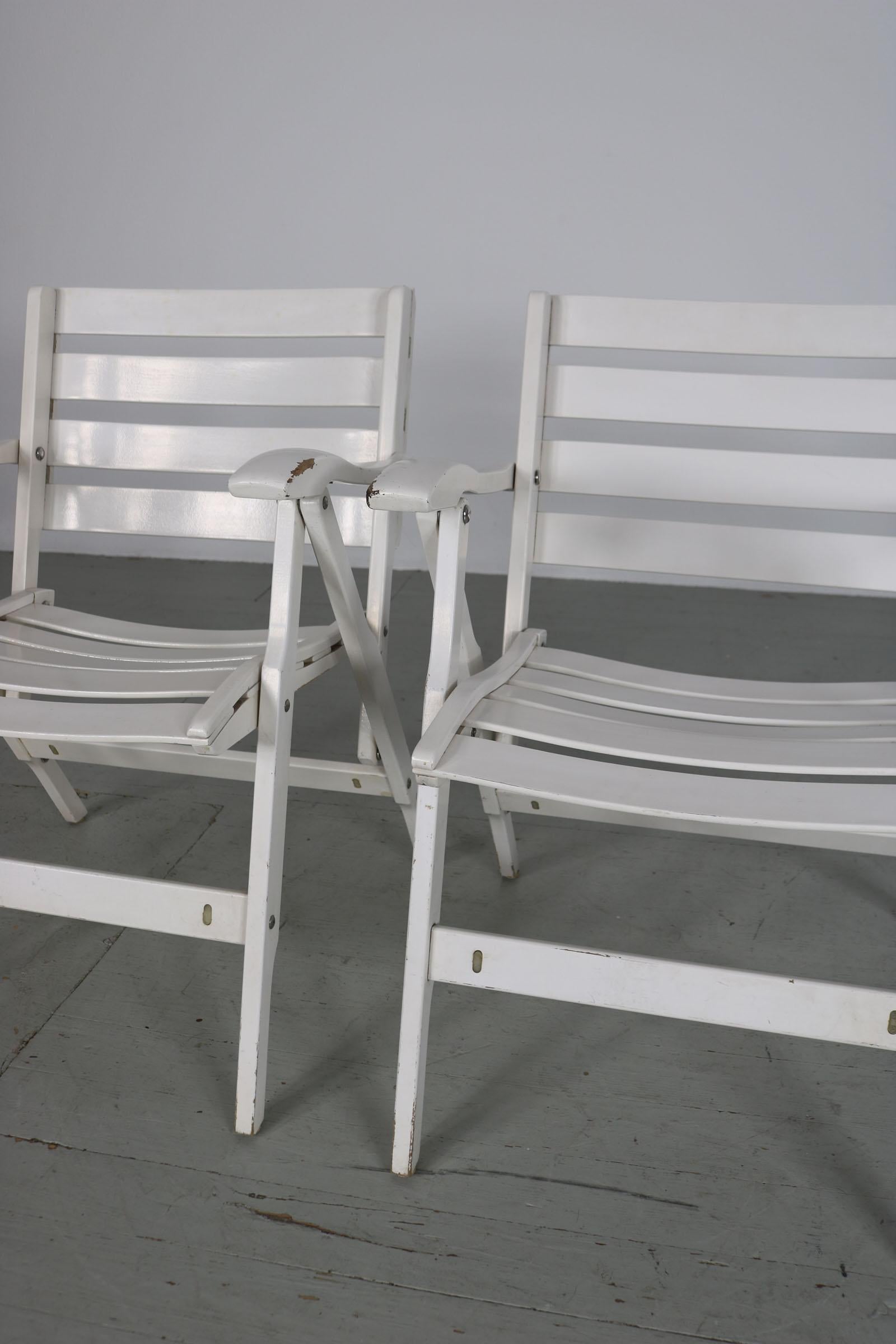 Two Italian white folding garden chairs, by Fratelli Reguitti from the 1950s For Sale 13