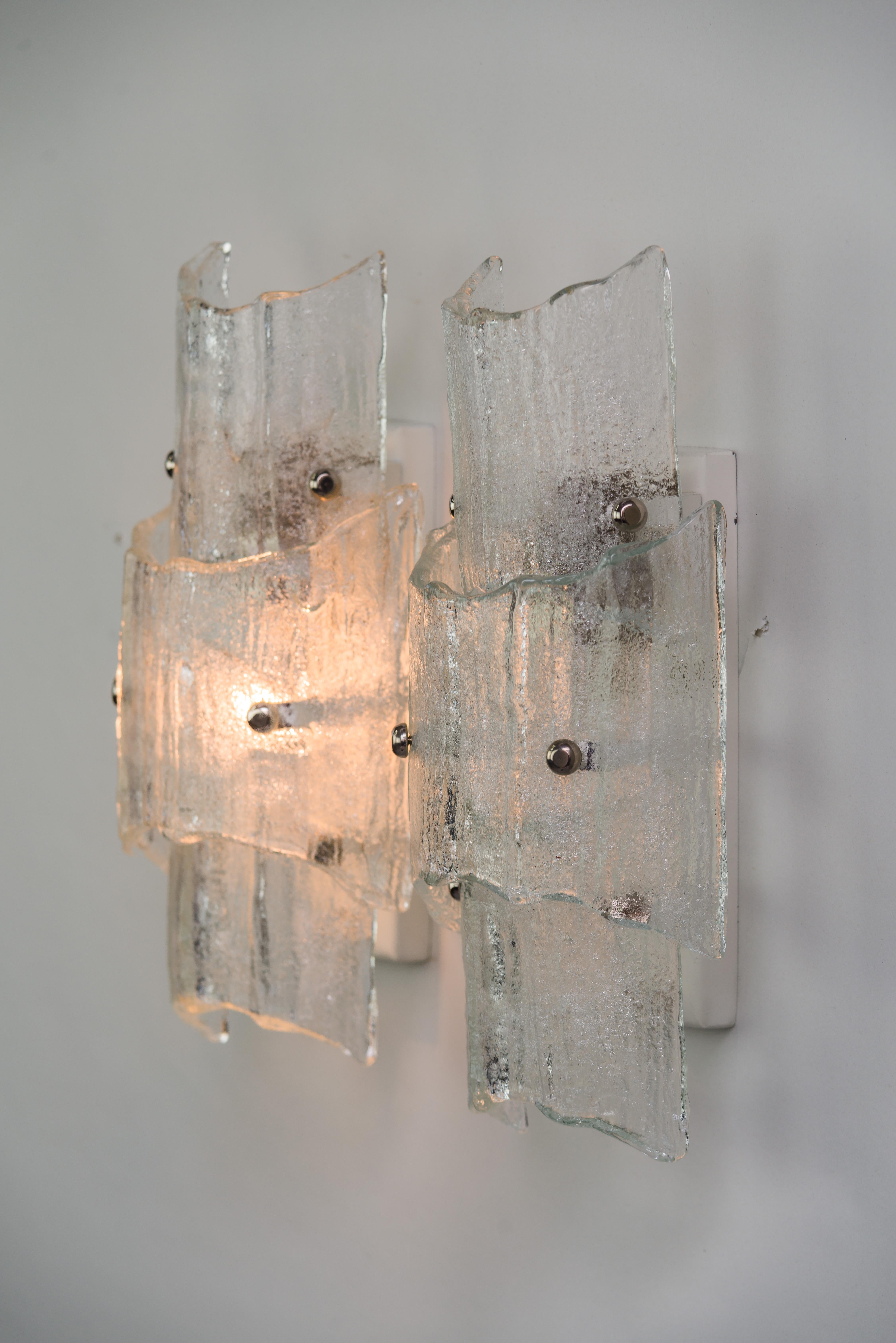 Two J. T Kalmar Ice Glass Sconces, circa 1950s For Sale 4