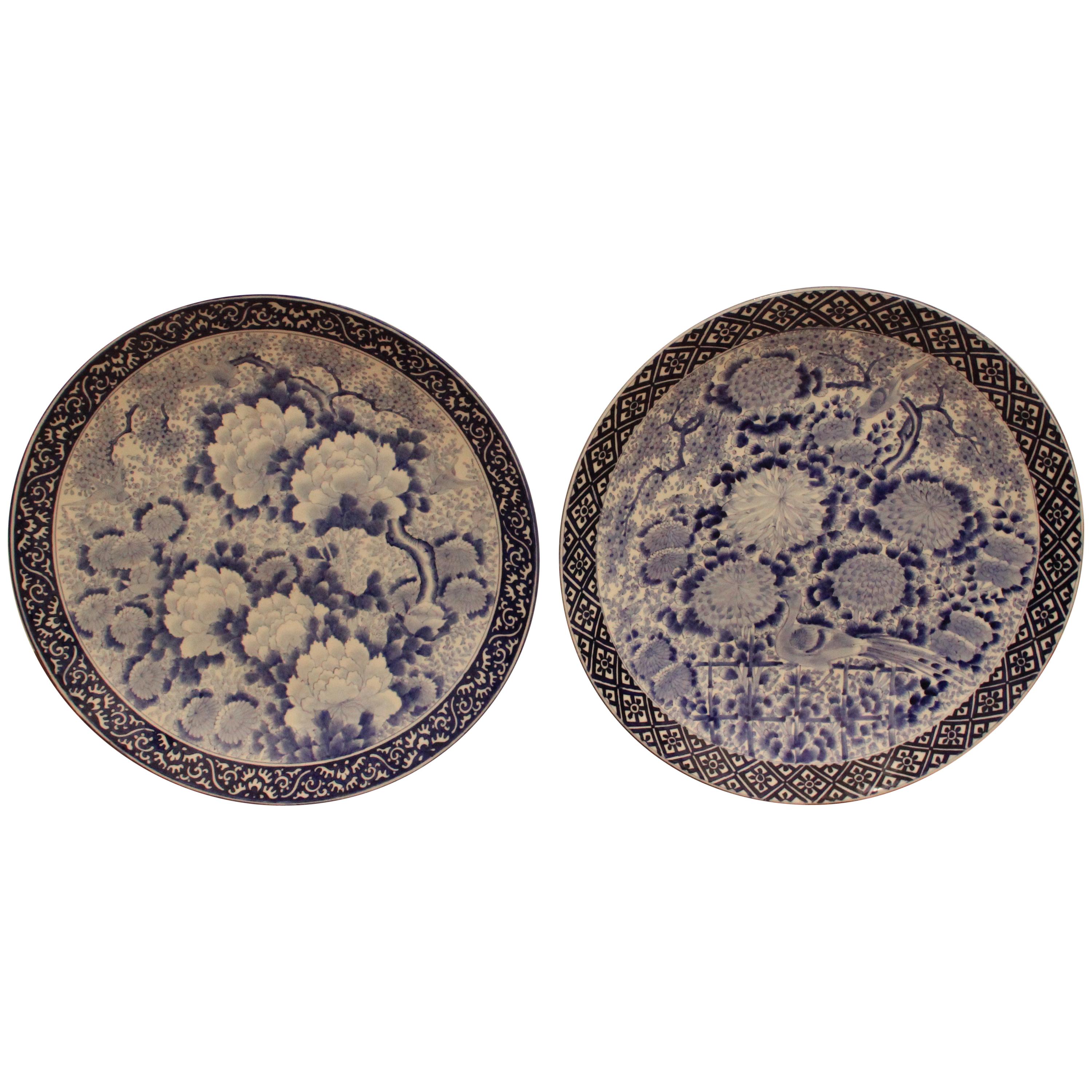 Two Japanese Blue and White Plates, End of the 19th Century For Sale
