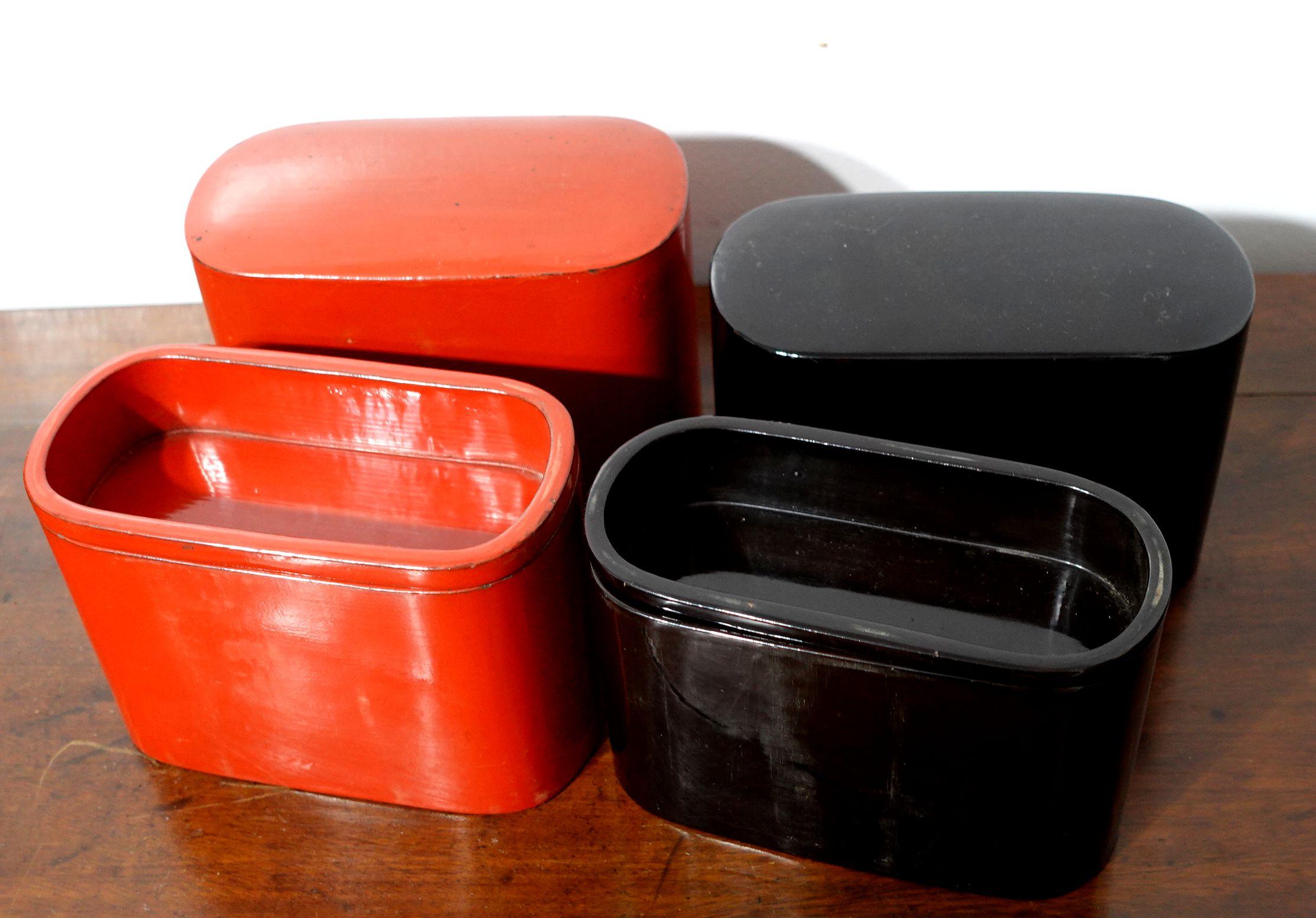 20th Century Two Japanese Lacquer Lunch Boxes For Sale