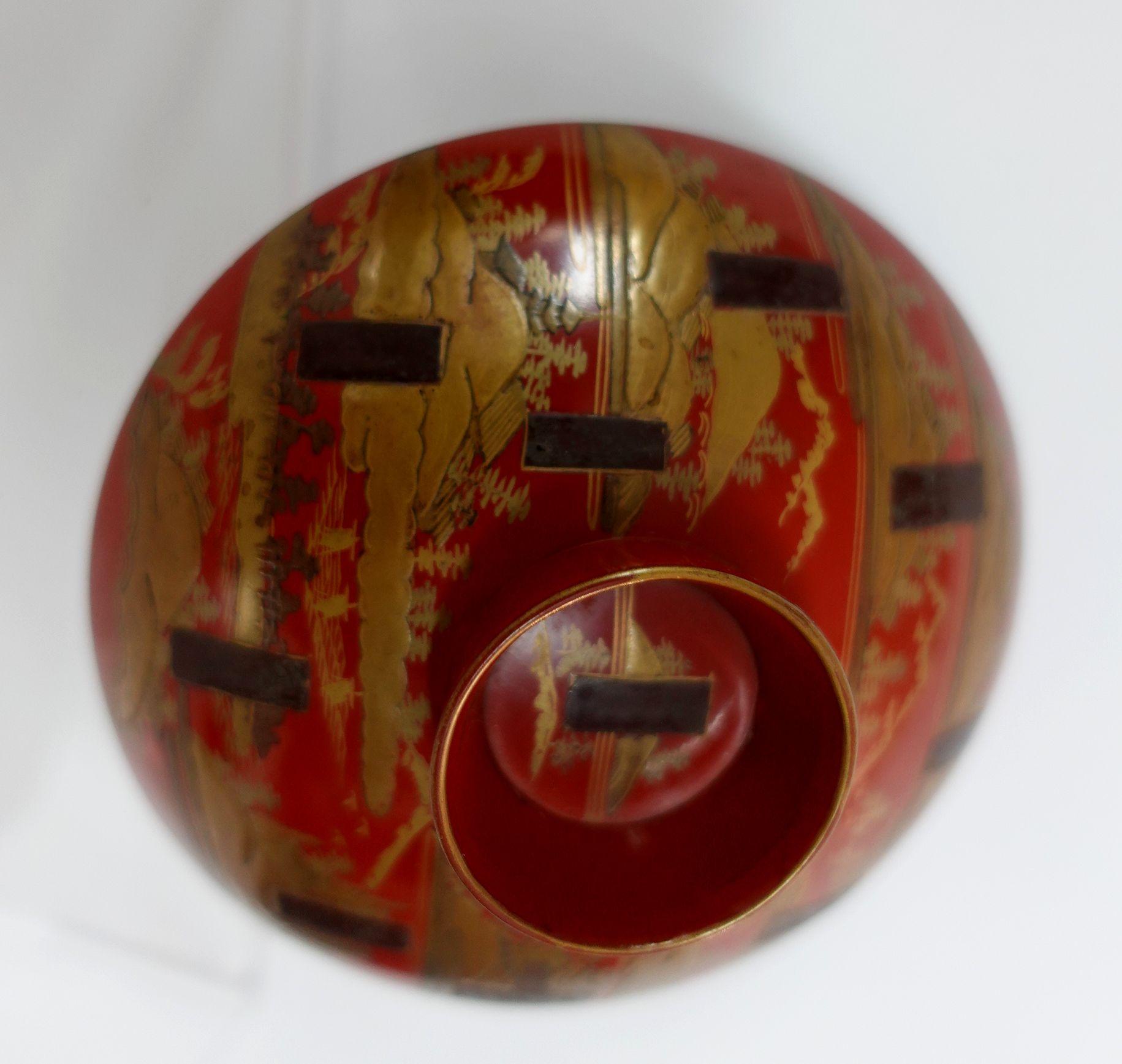 Two Japanese Lacquered Sake Cups Meiji Period For Sale 9